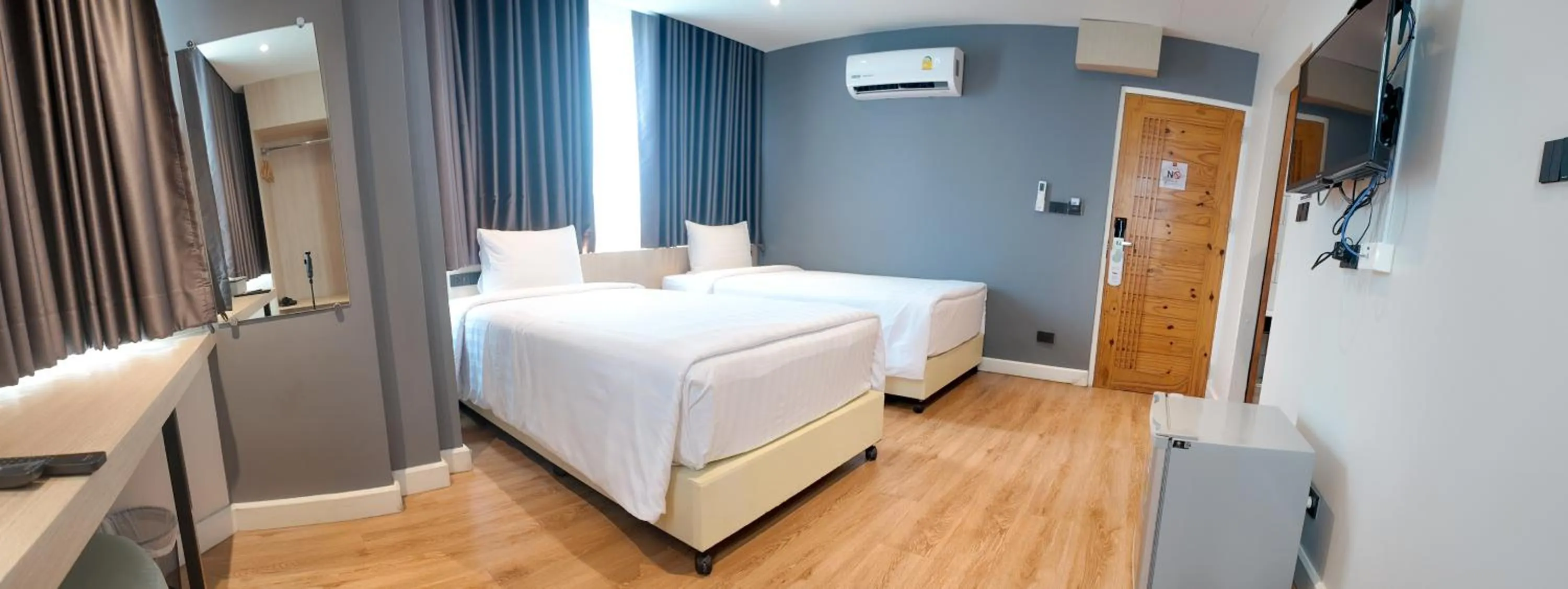 Deluxe Twin Room in V1 boutique hotel