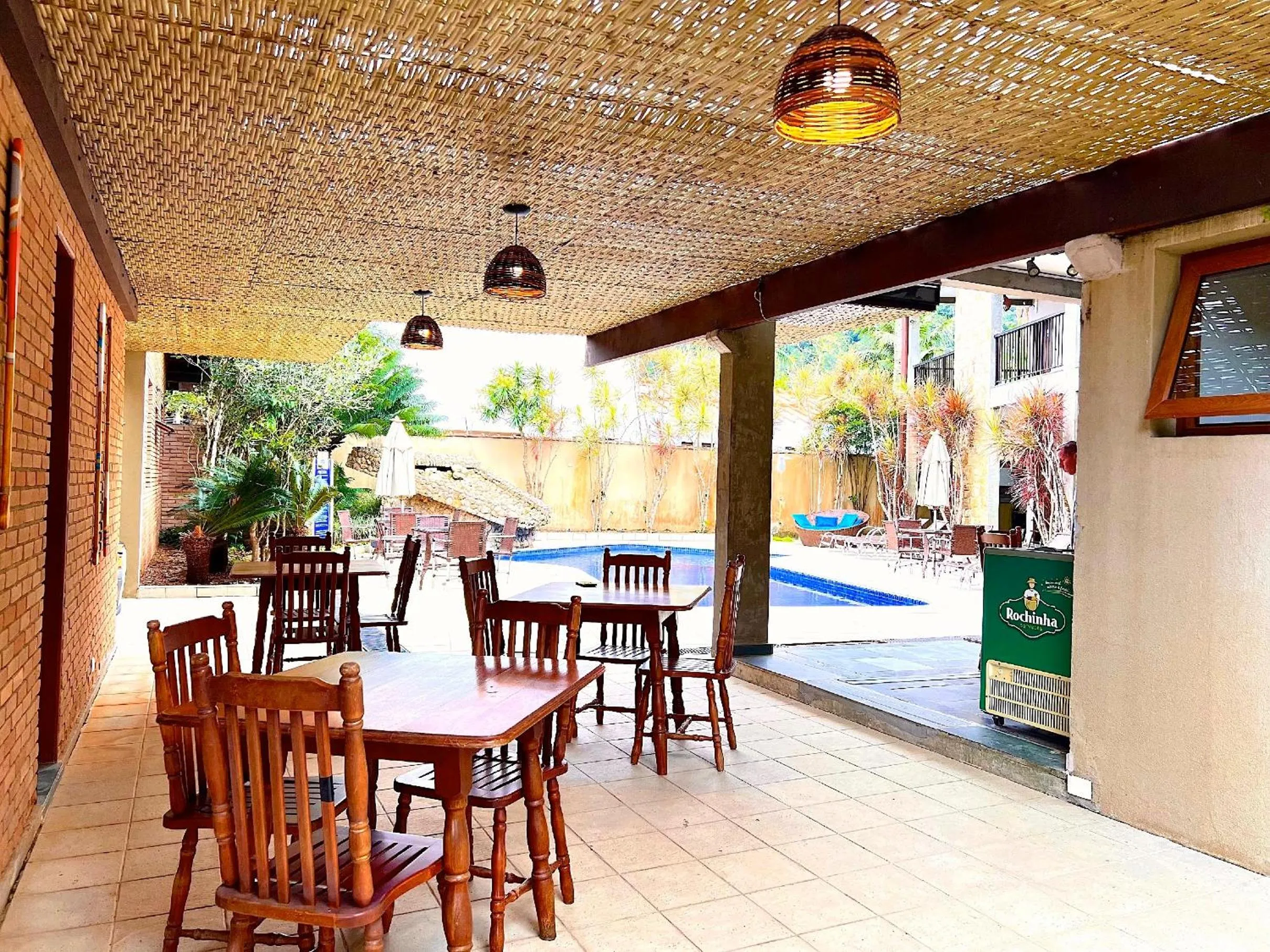 Restaurant/places to eat in Pousada NAAN Lázaro Ubatuba