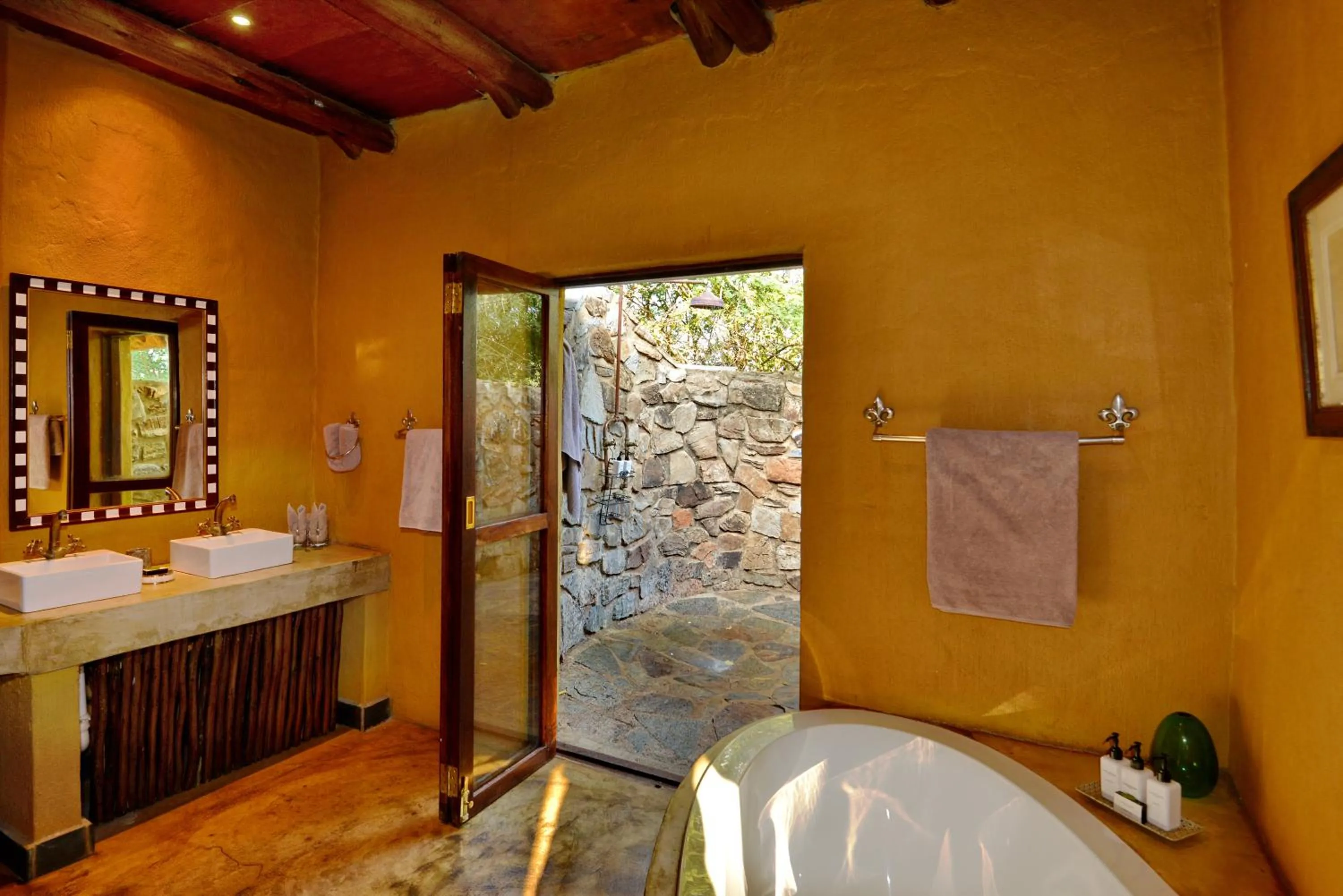 Bathroom in Motswiri Private Safari Lodge
