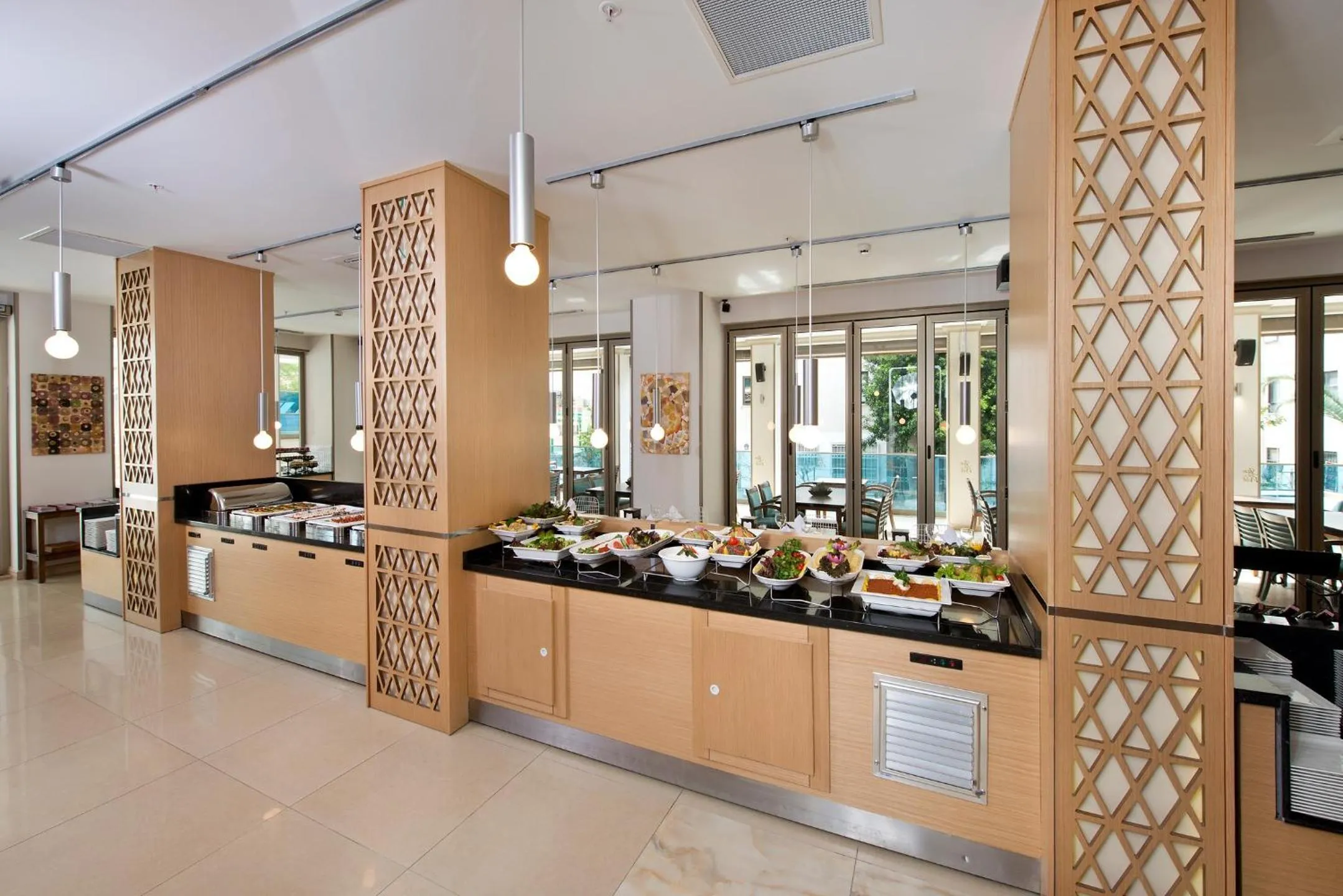 Food and drinks in Aurasia Design Hotel