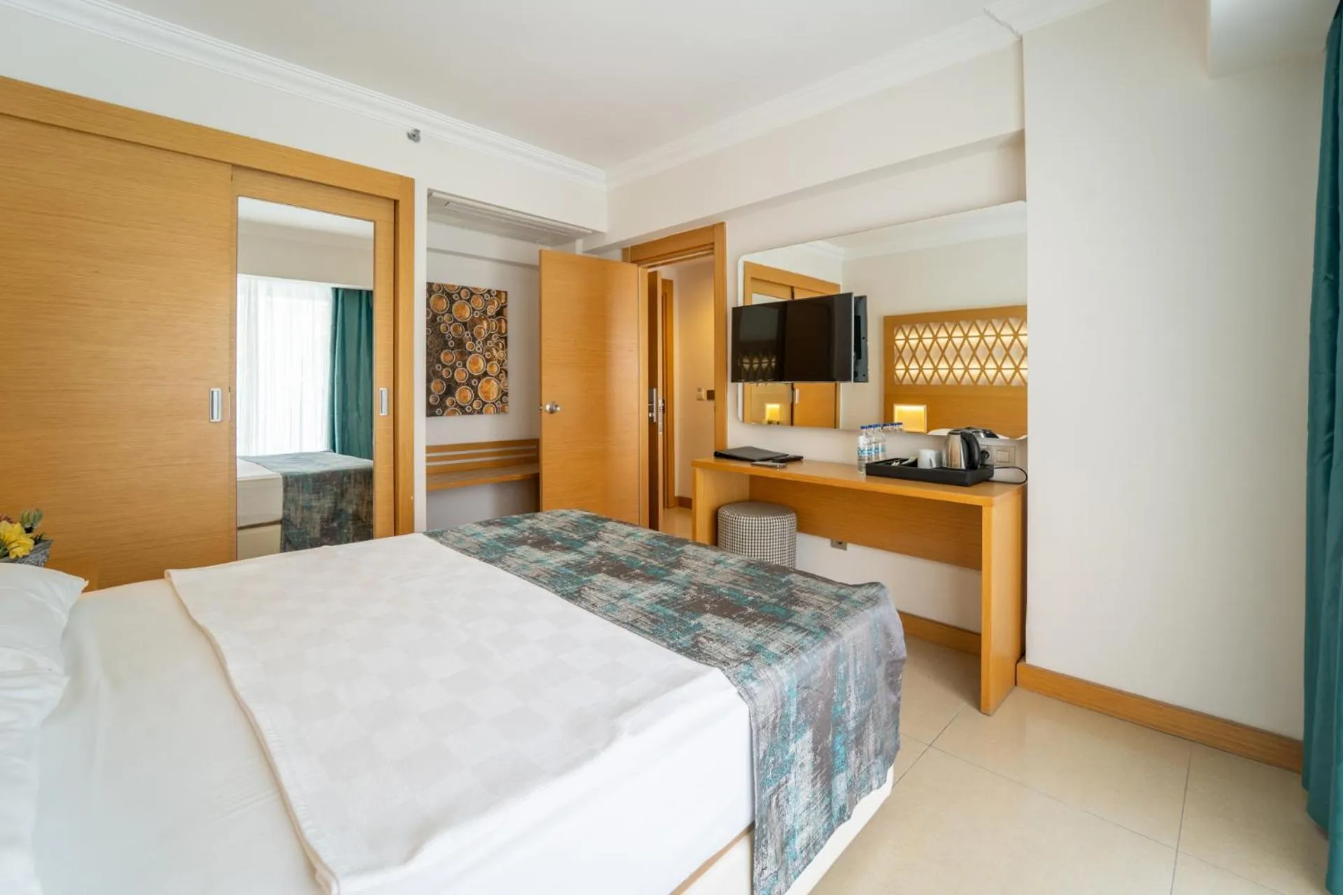 Aurasia Design Hotel