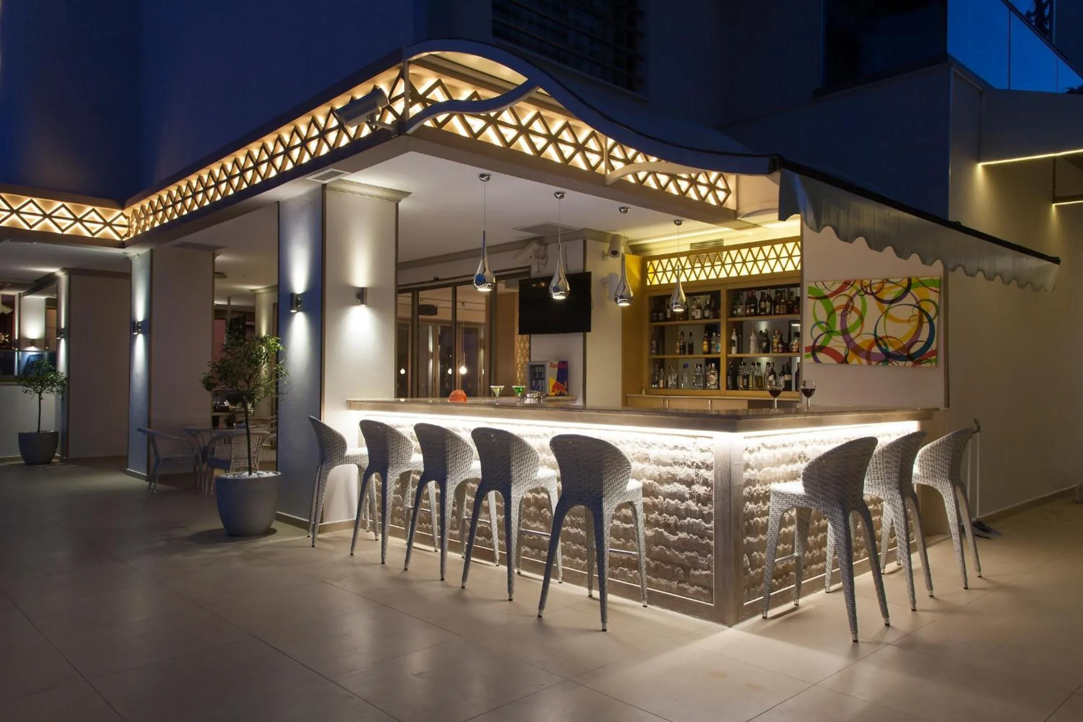 Restaurant/places to eat in Aurasia Design Hotel