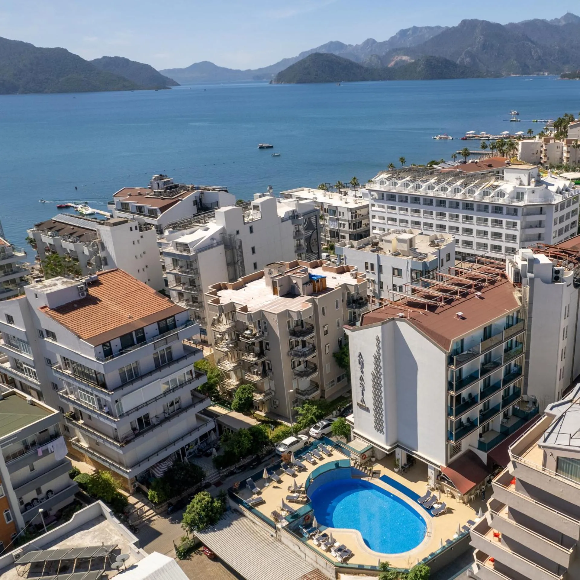 Property building in Aurasia Design Hotel