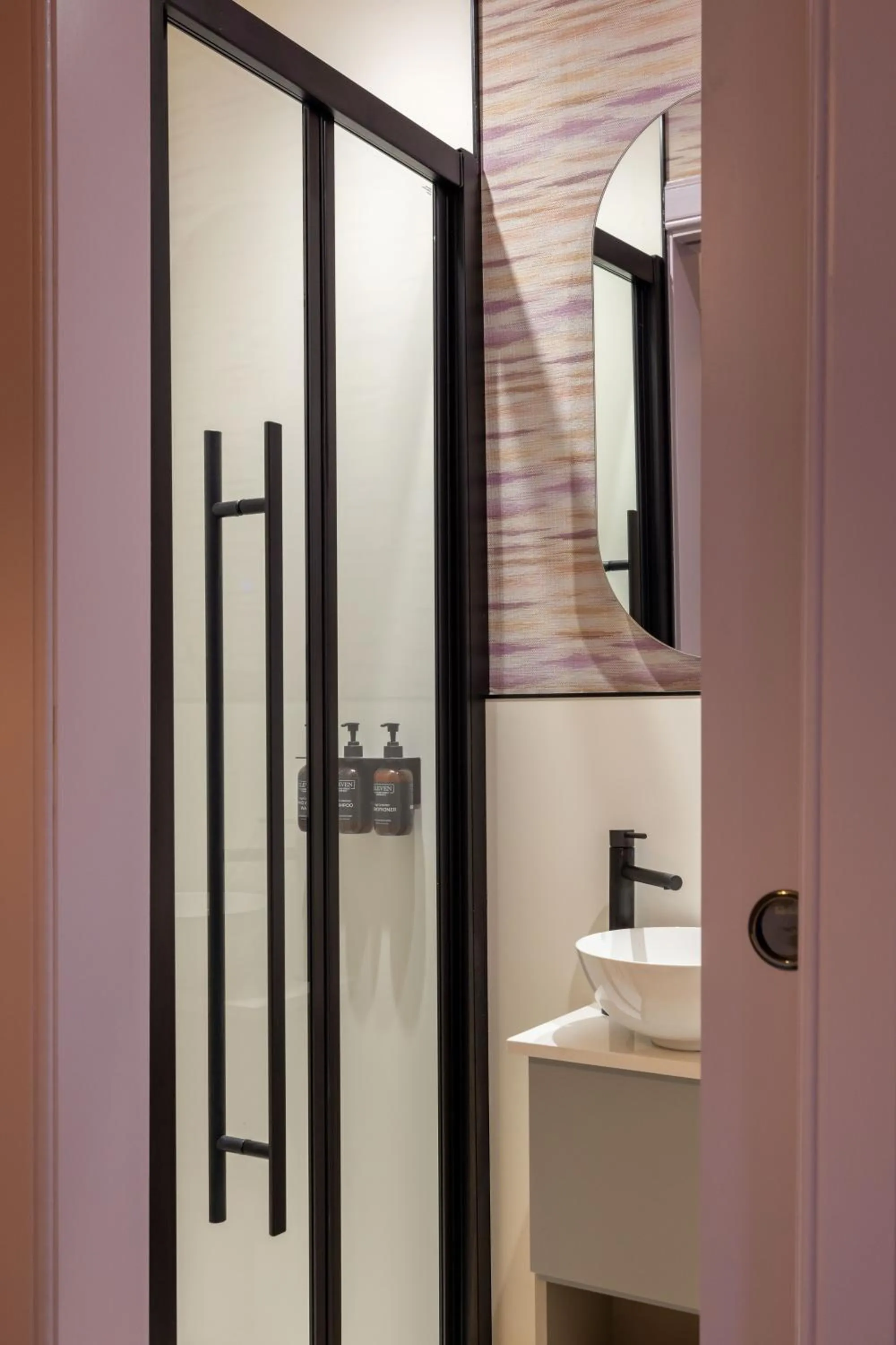 Eleven Stafford Street Townhouse