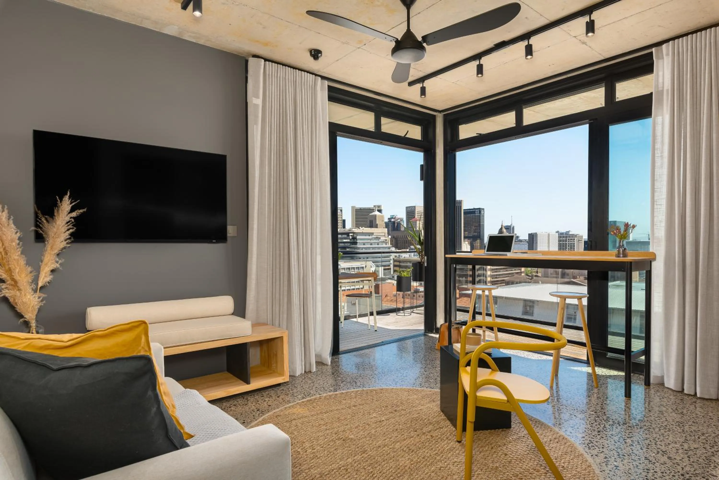 TV and multimedia in Neighbourgood 84 Harrington