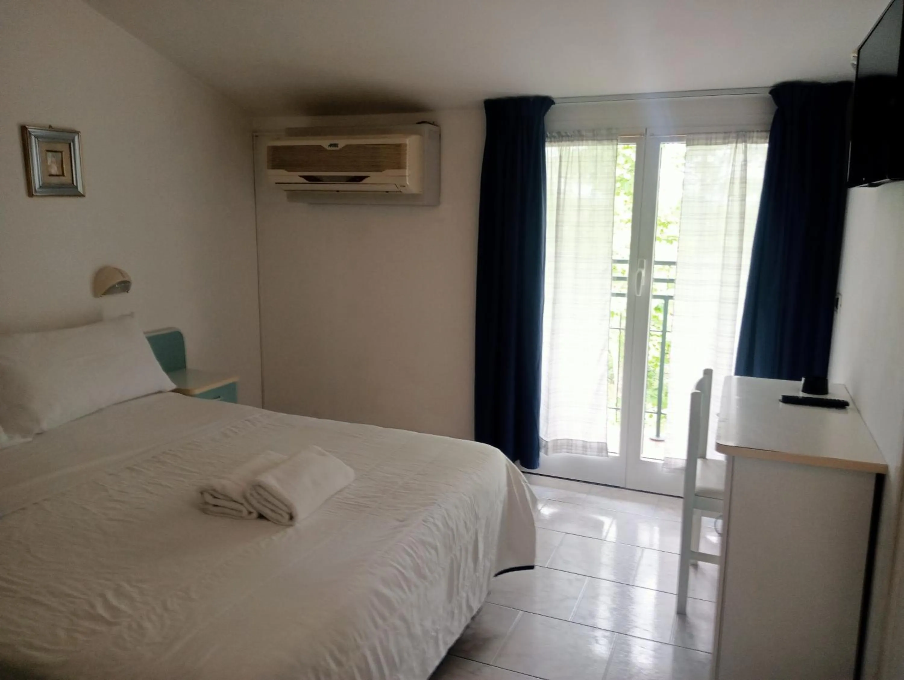 Bed in Kristalex Pet Family Hotel