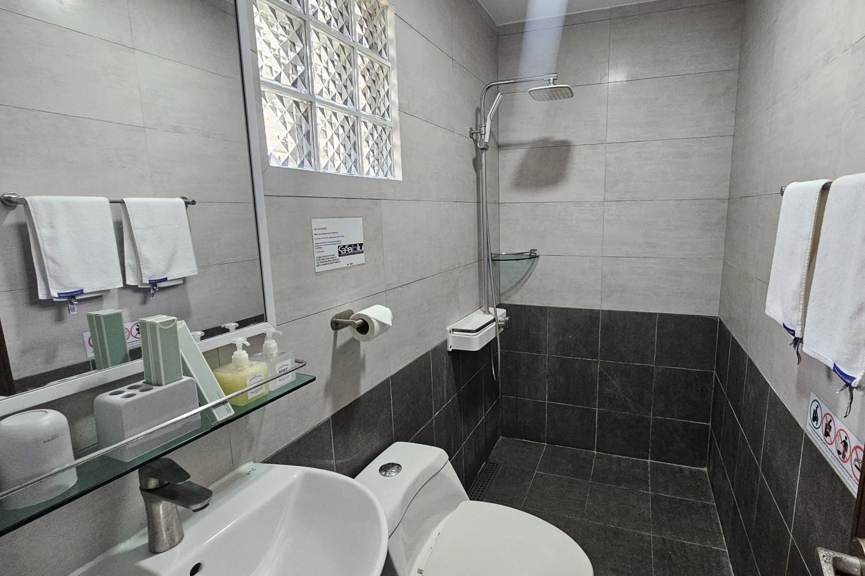 Bathroom in Casa Blu Hotel & Resort