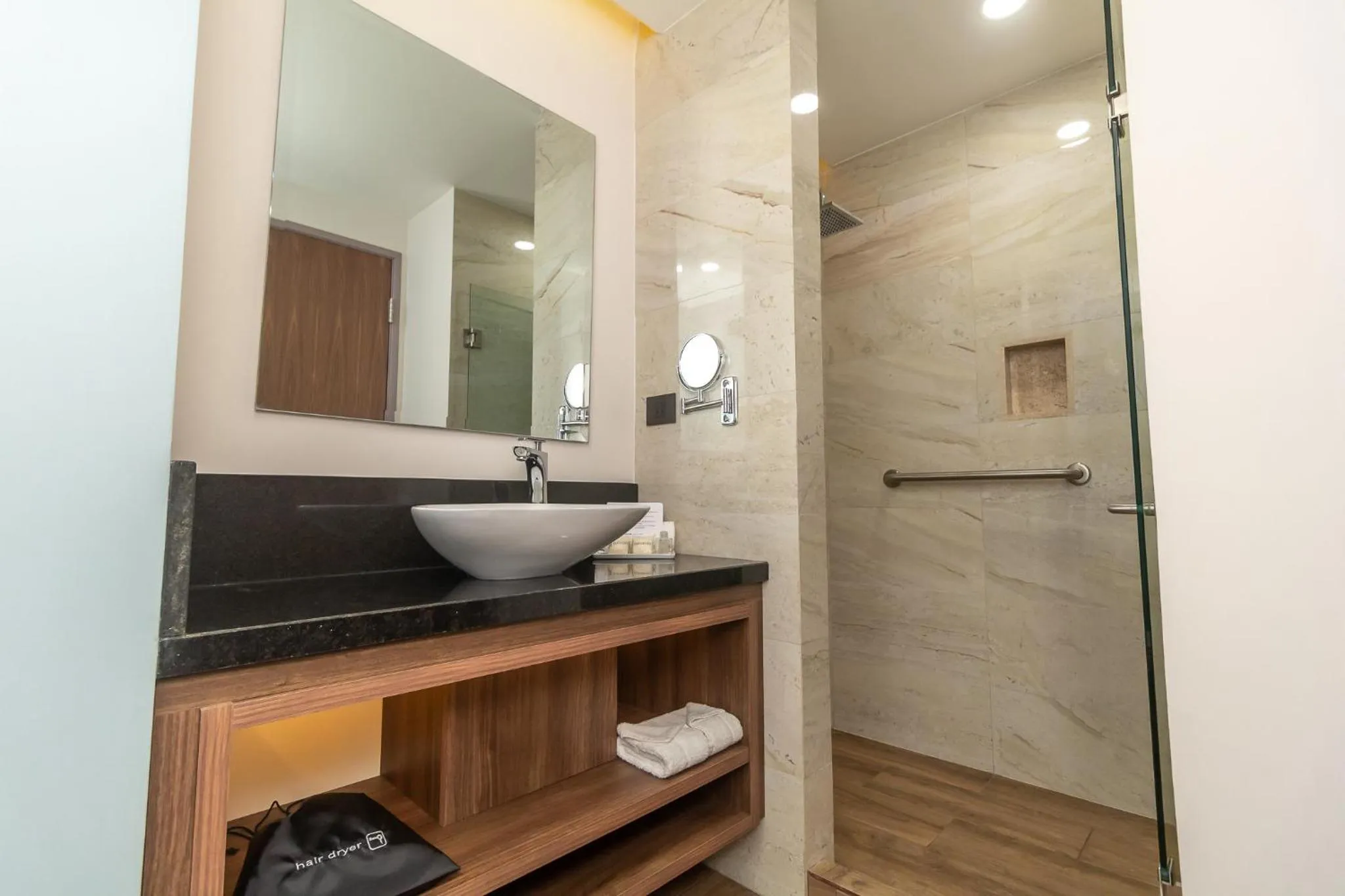Bathroom in Hoteles Piedra Alta by De Los Perez