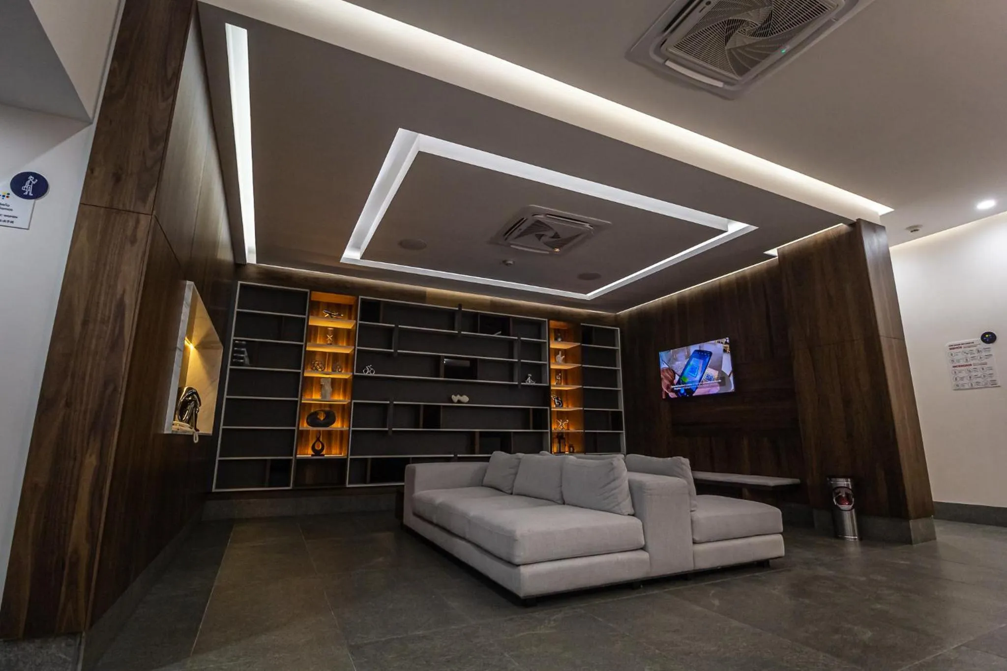 Living room in Hoteles Piedra Alta by De Los Perez