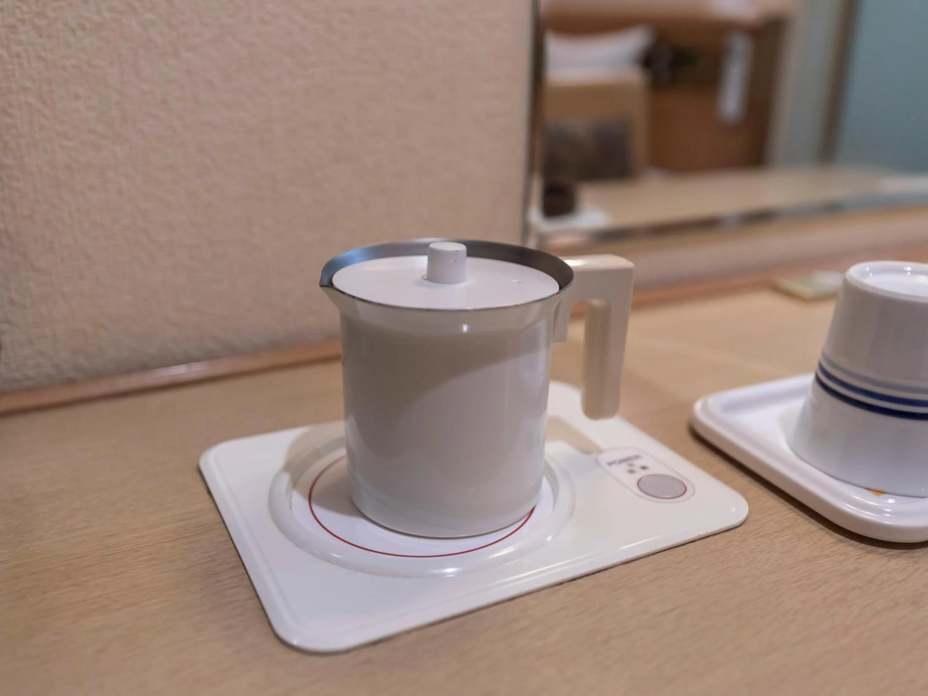 Coffee/tea facilities in Hotel HORAIRE Saijo