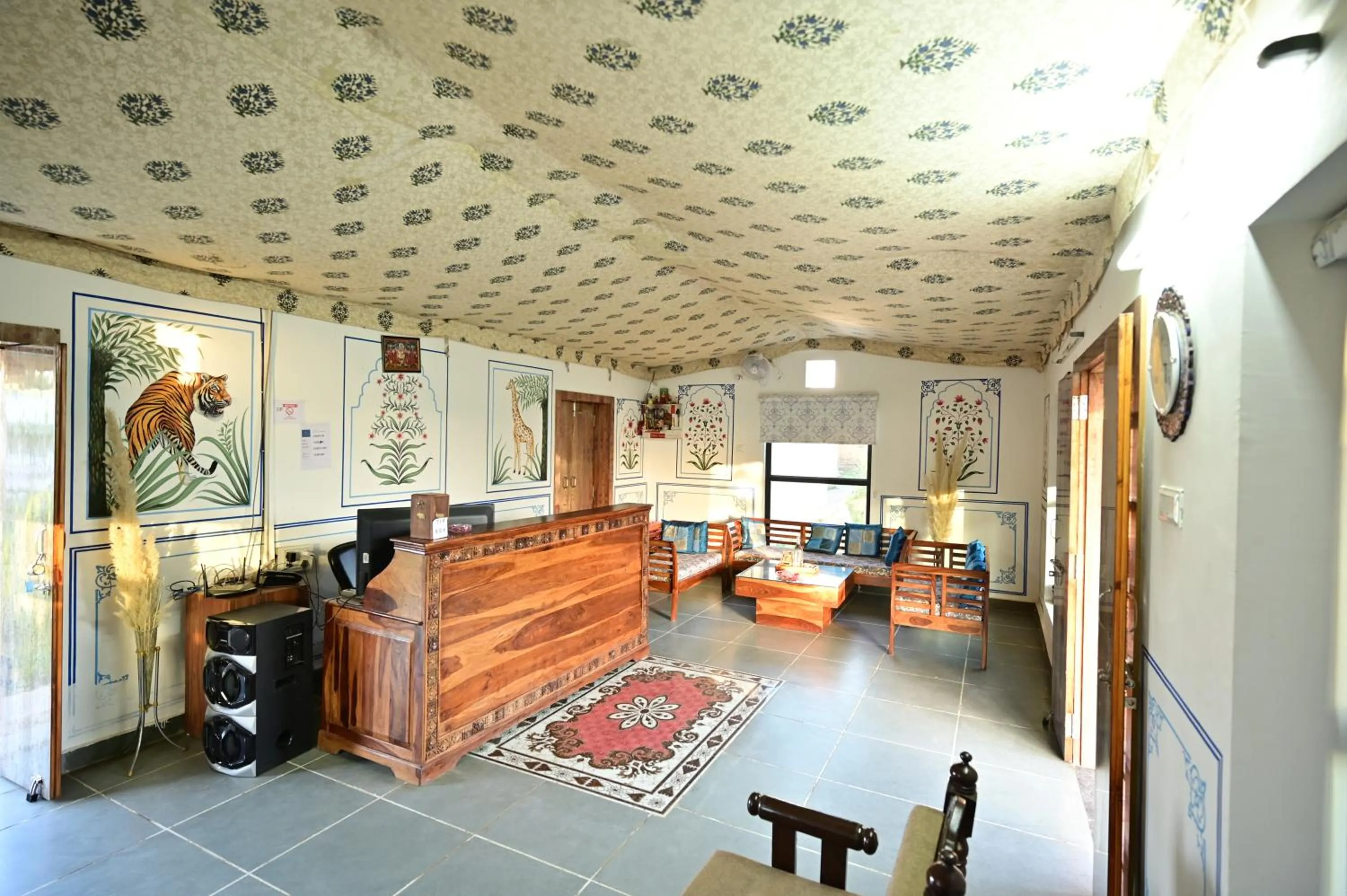 Lobby or reception in Hem Vilas