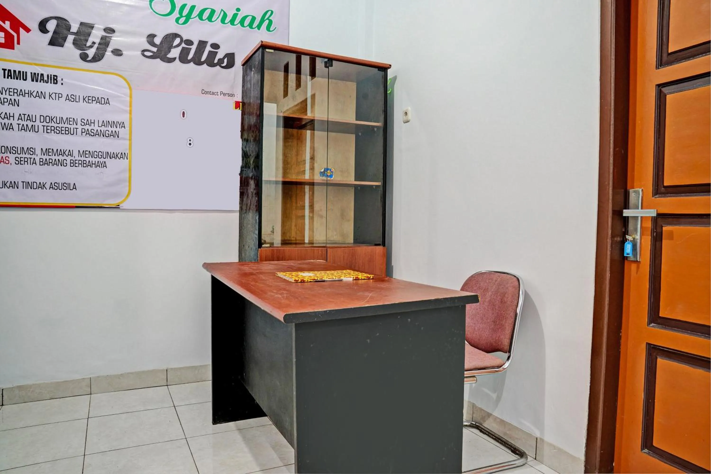 Lobby or reception in Hotel O Penginapan Hj Lilis 2 Syariah