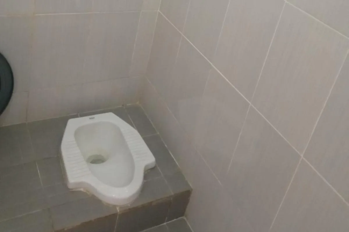 Bathroom in Hotel O Lona Guest House SyariahNearScience Park Universitas Riau