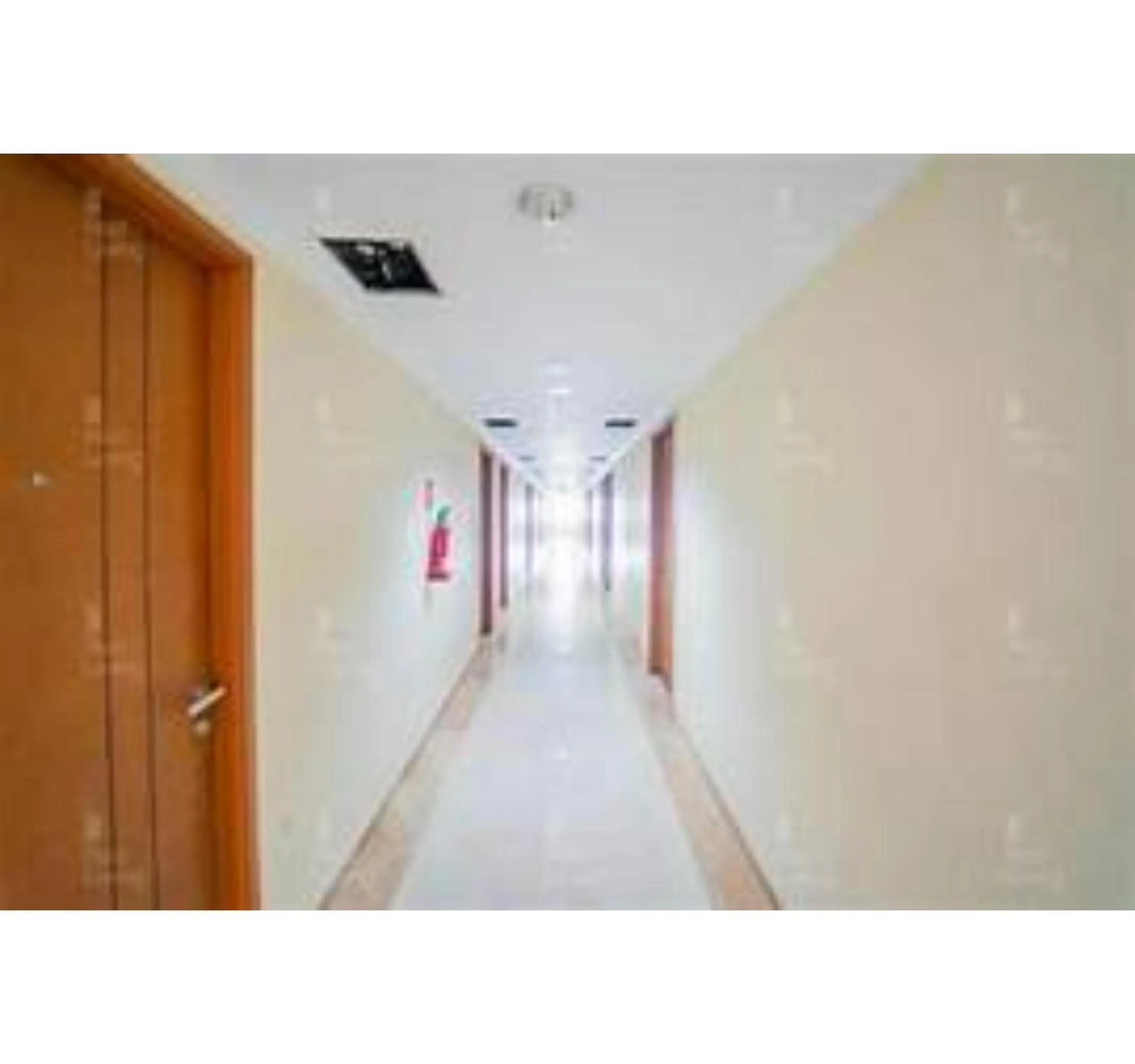 Lobby or reception in OYO Life 93374 Andira Inn