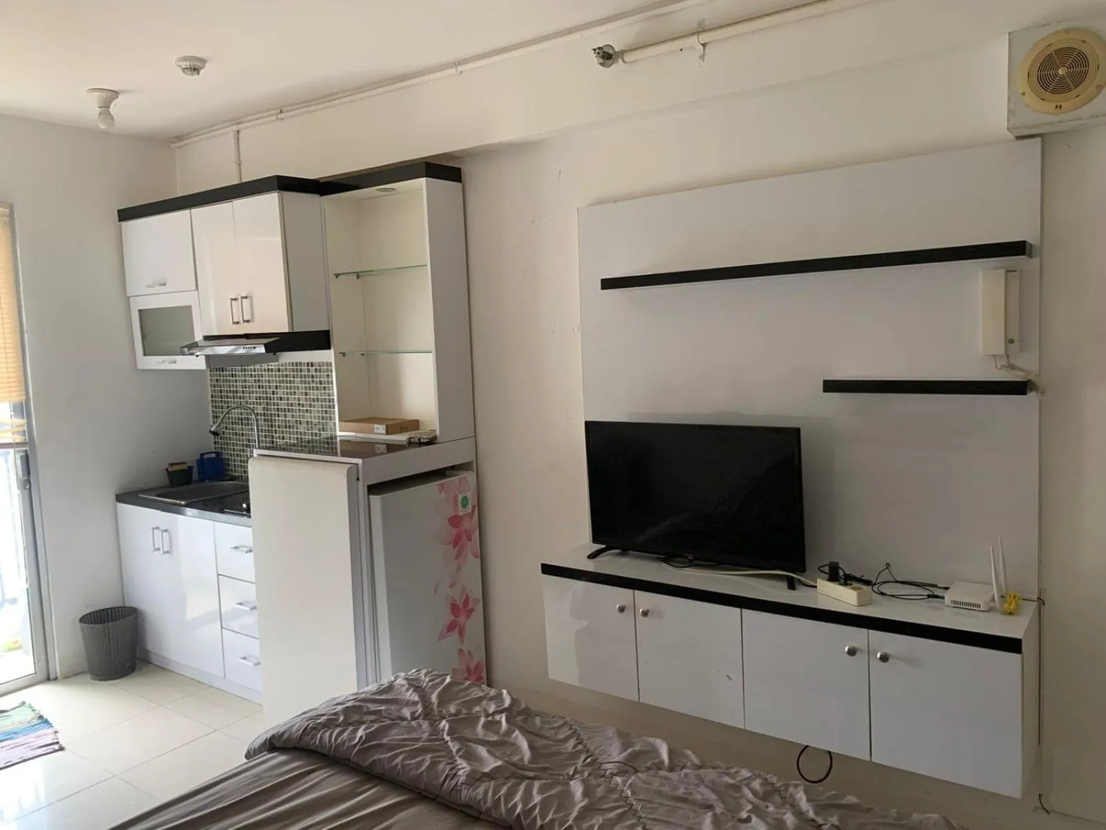 Bedroom in OYO Life 93374 Andira Inn