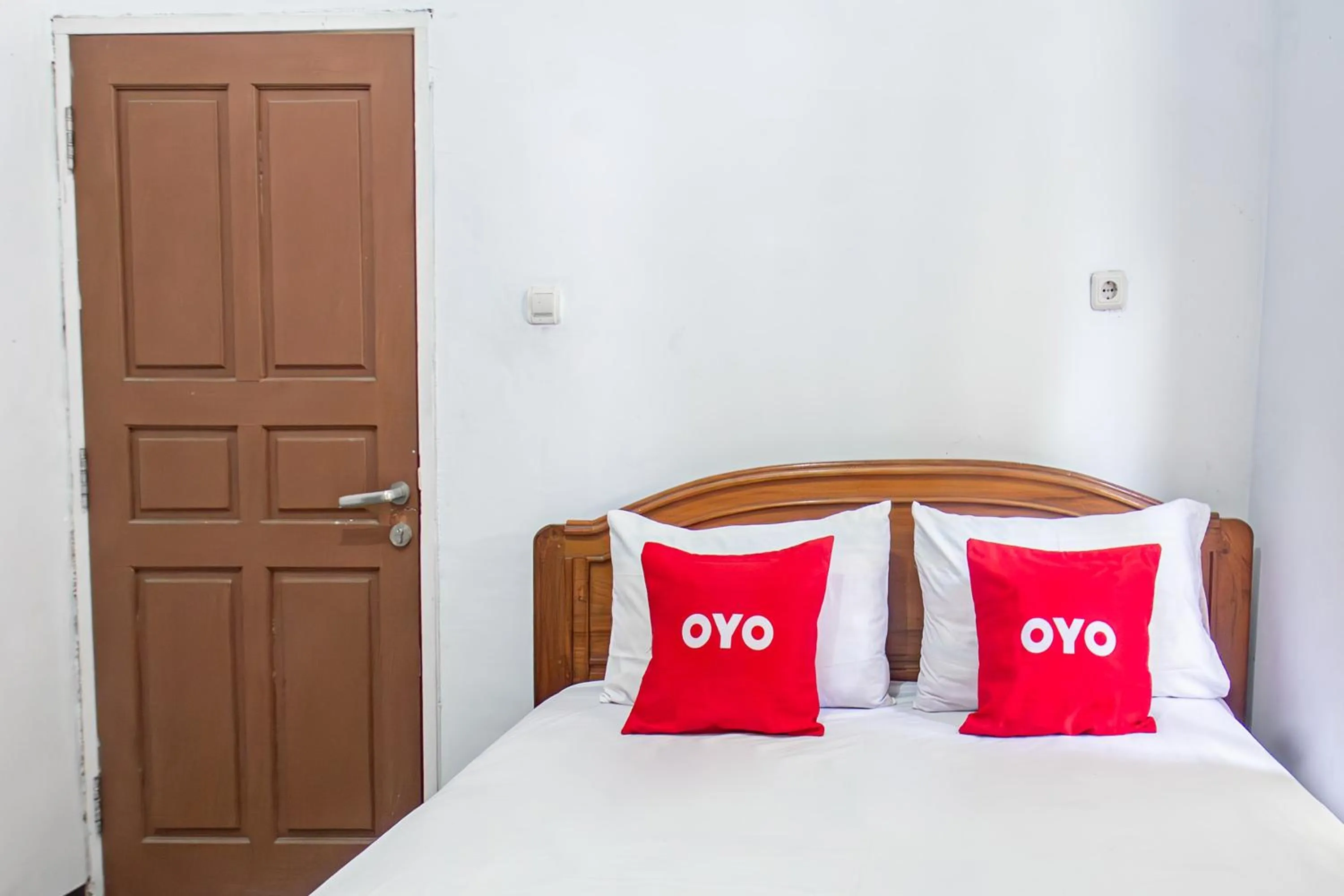 Bedroom, Bed in OYO Life 93409 Anugrah House