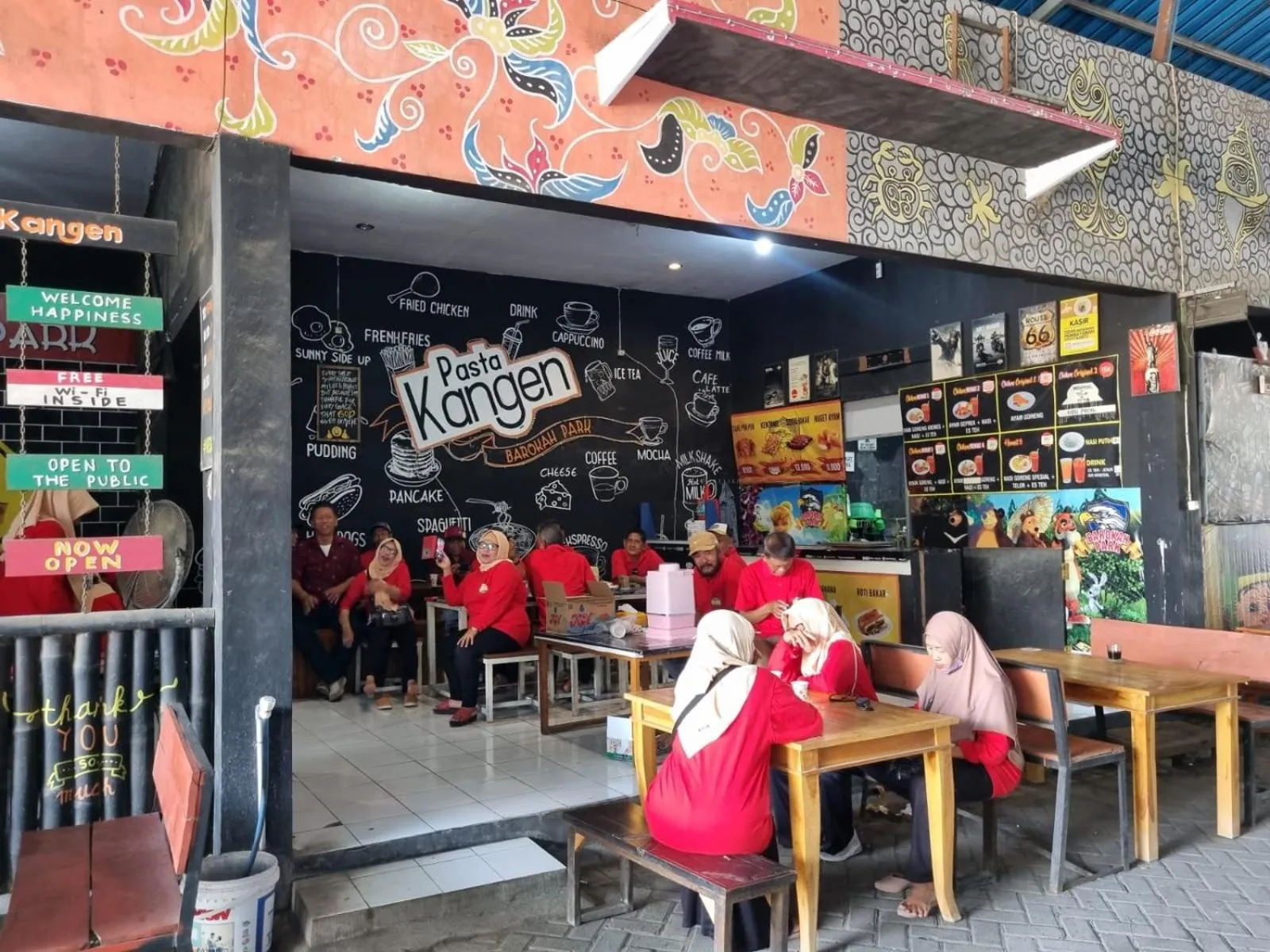 Restaurant/places to eat in Hotel O New Asembagus 2