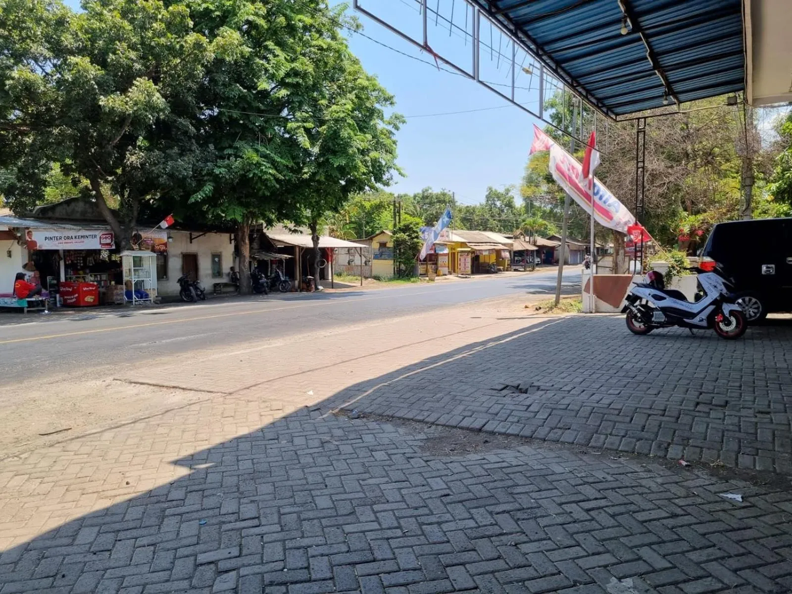 On site in Hotel O New Asembagus 2