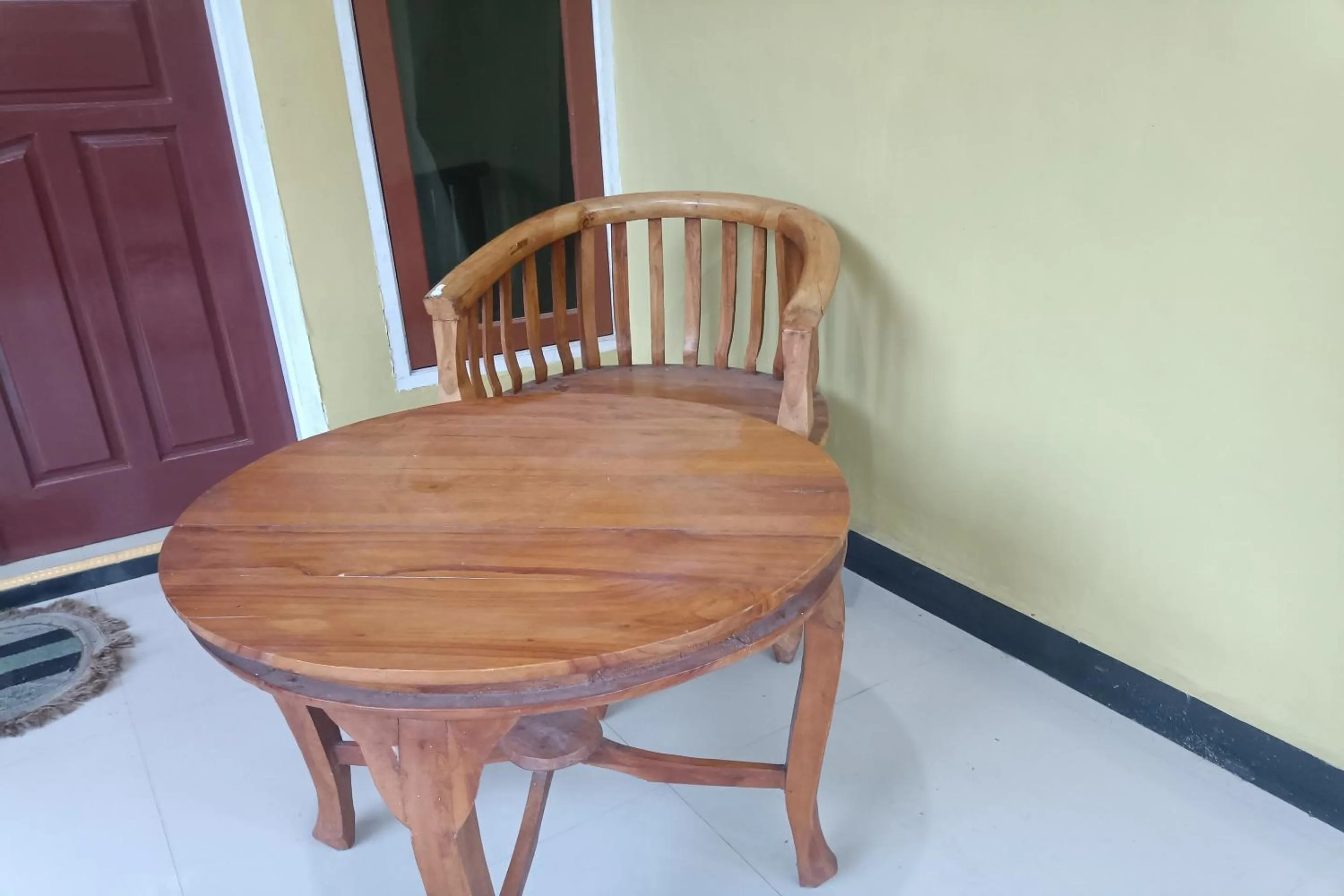 Lobby or reception in Hotel O Penginapan Annisya Near SMA Negeri 2 Mataram