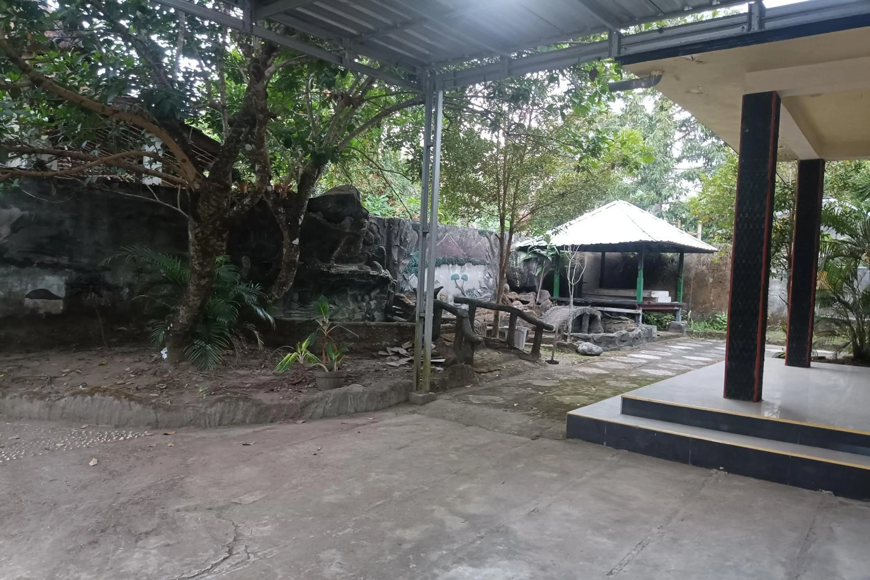 Lobby or reception in Hotel O Penginapan Annisya Near SMA Negeri 2 Mataram