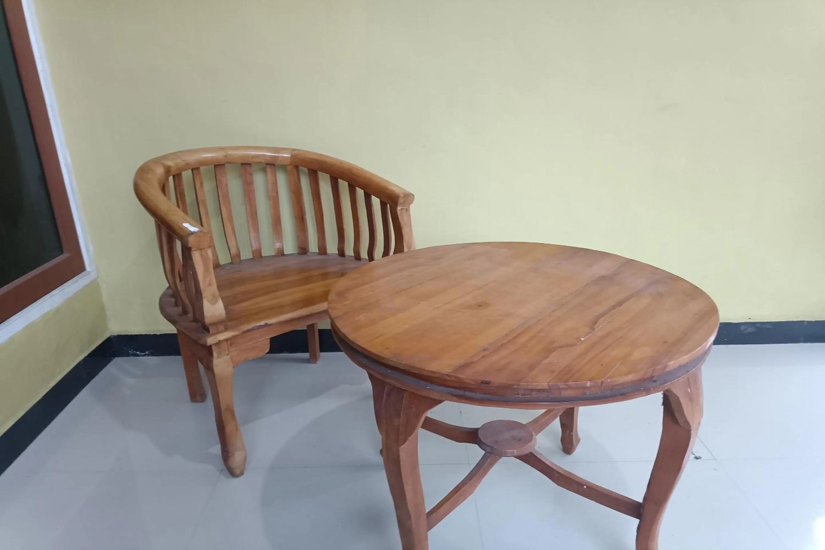 Lobby or reception in Hotel O Penginapan Annisya Near SMA Negeri 2 Mataram