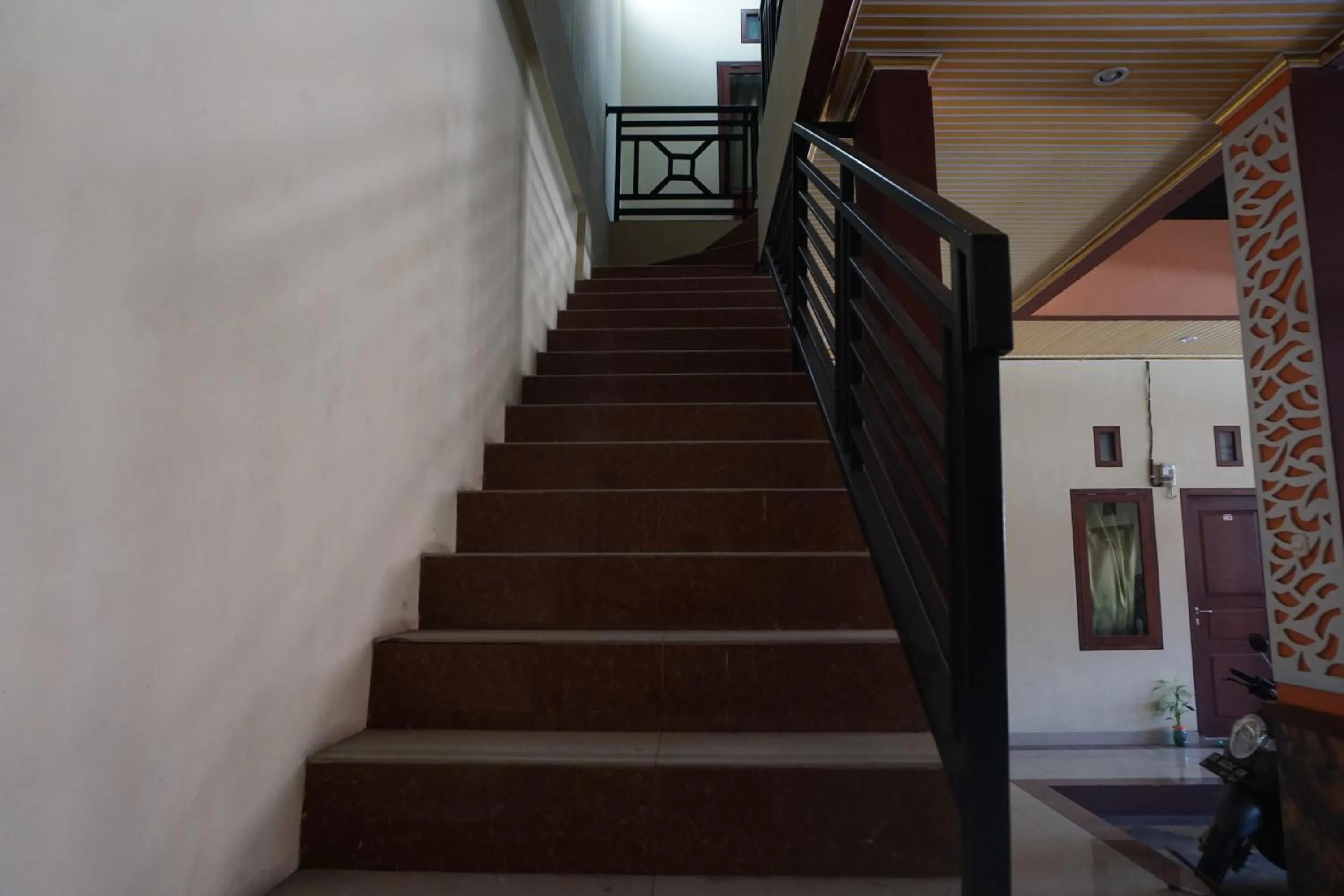 Lobby or reception in OYO 93414 Wisma Ratu Syariah Near SMP Negeri 2 Watang Pulu