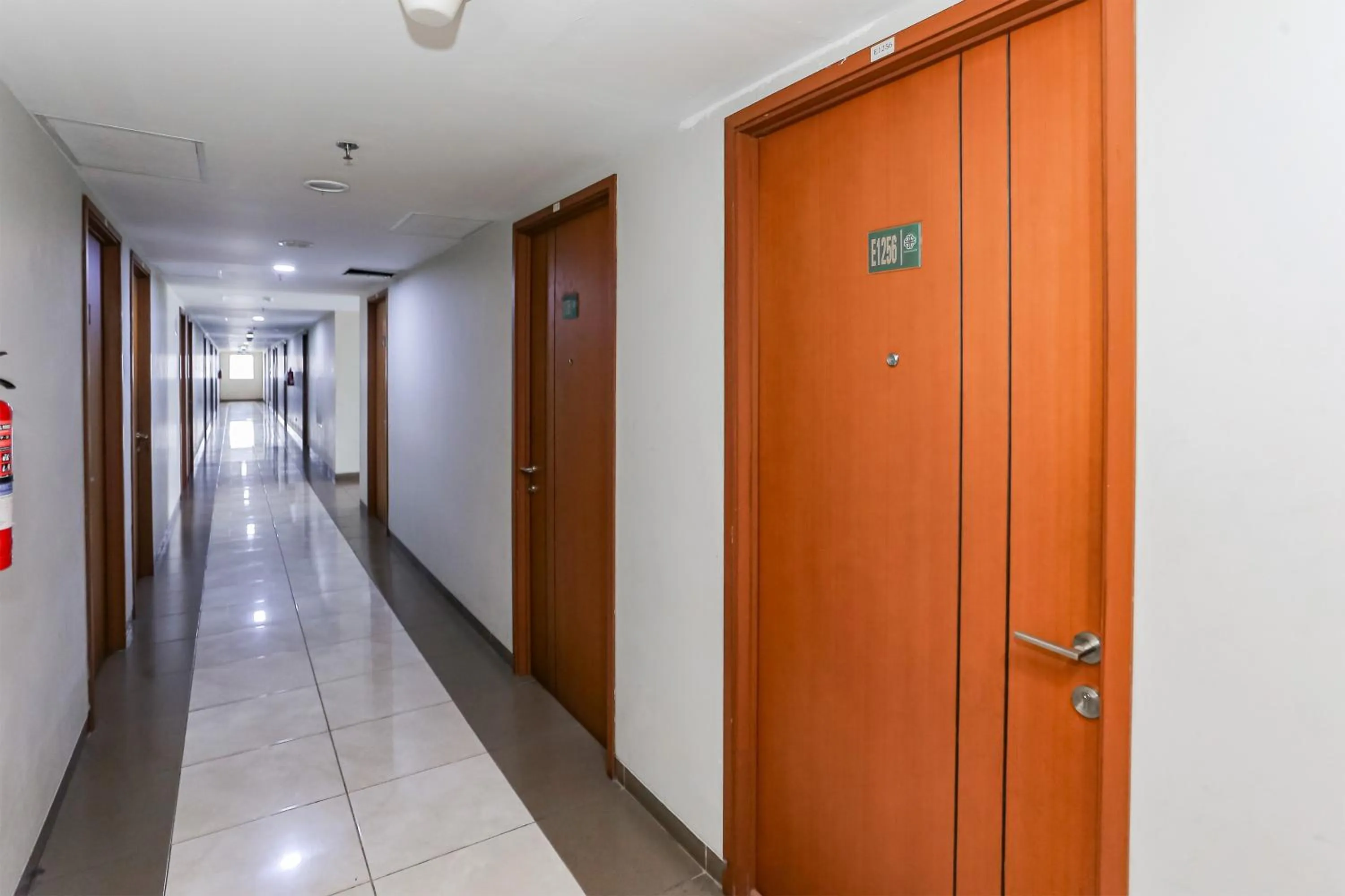 Lobby or reception in Capital O 93371 Pelangi Residence 5