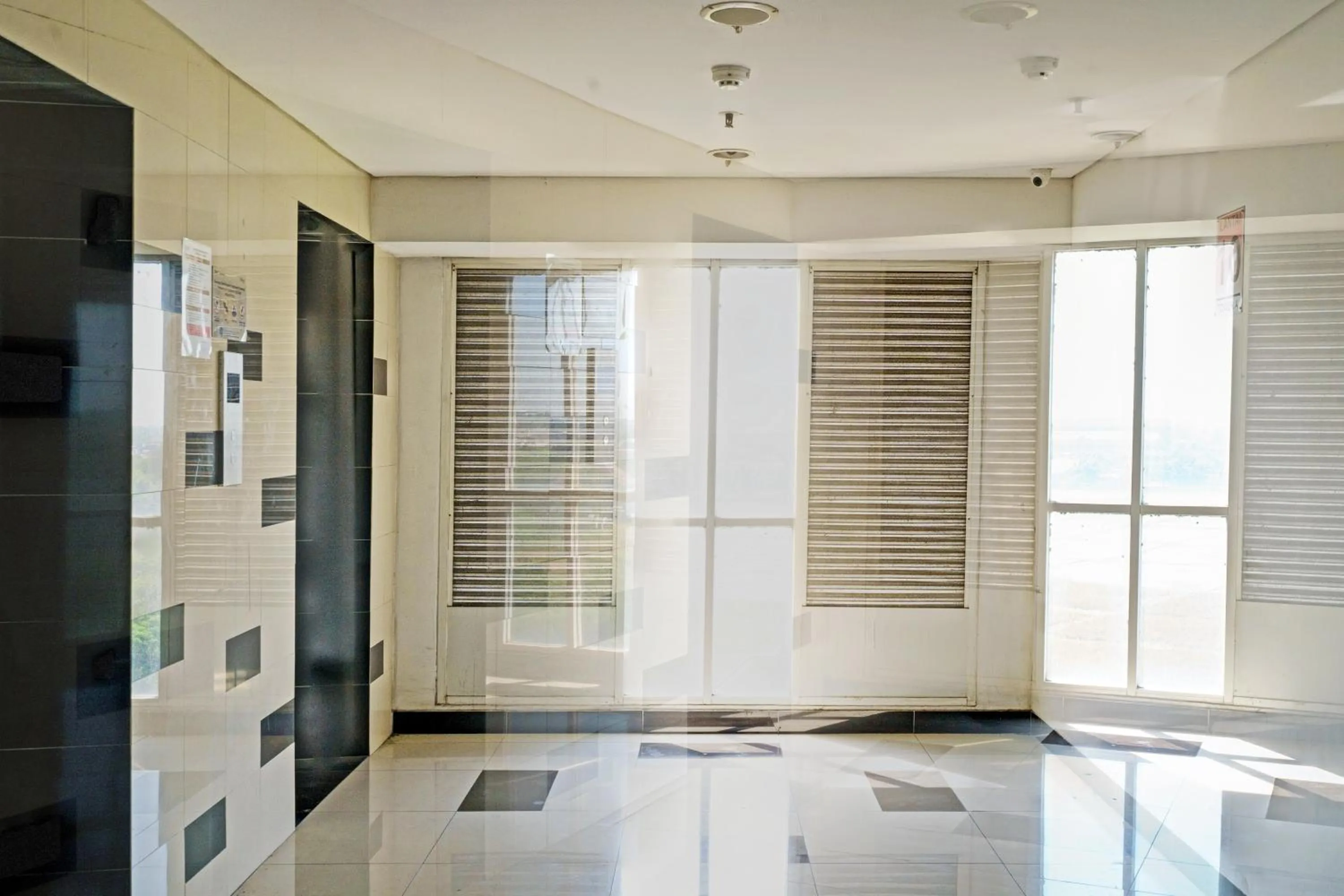 Lobby or reception in Hotel O Apartement Grand Sentraland By Rai Property