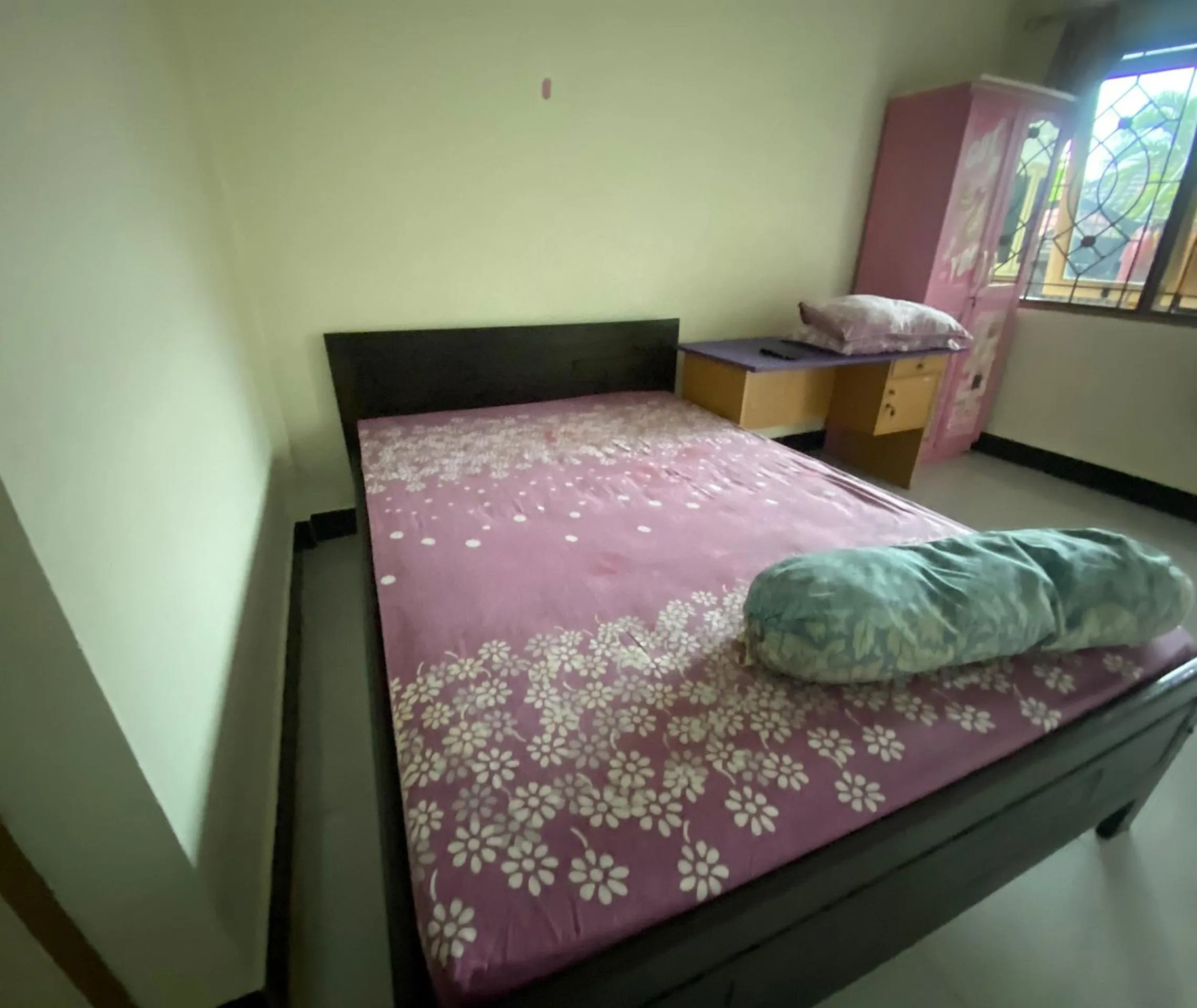 Bedroom, Bed in OYO Life 93407 Kos Sweta