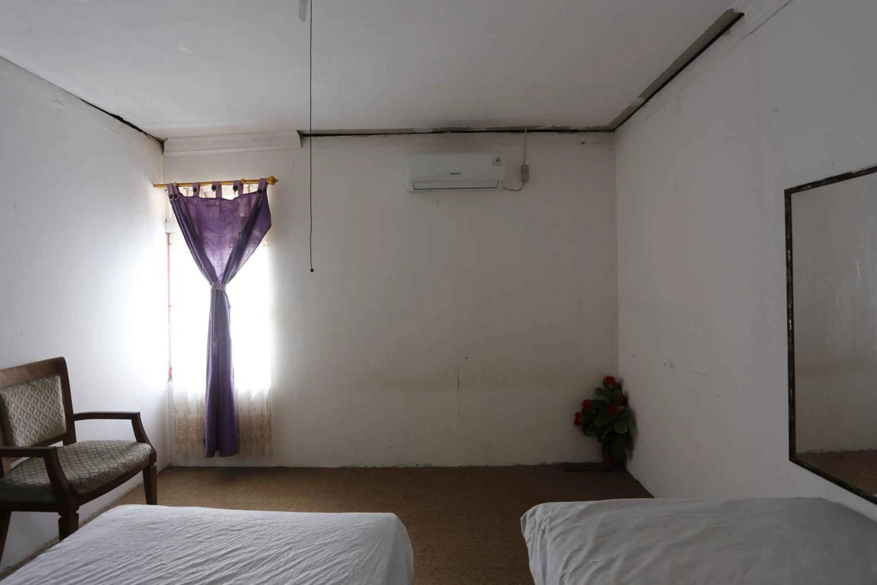 Bedroom, Bed in Hotel O Penginapan Mangkoe Barokah