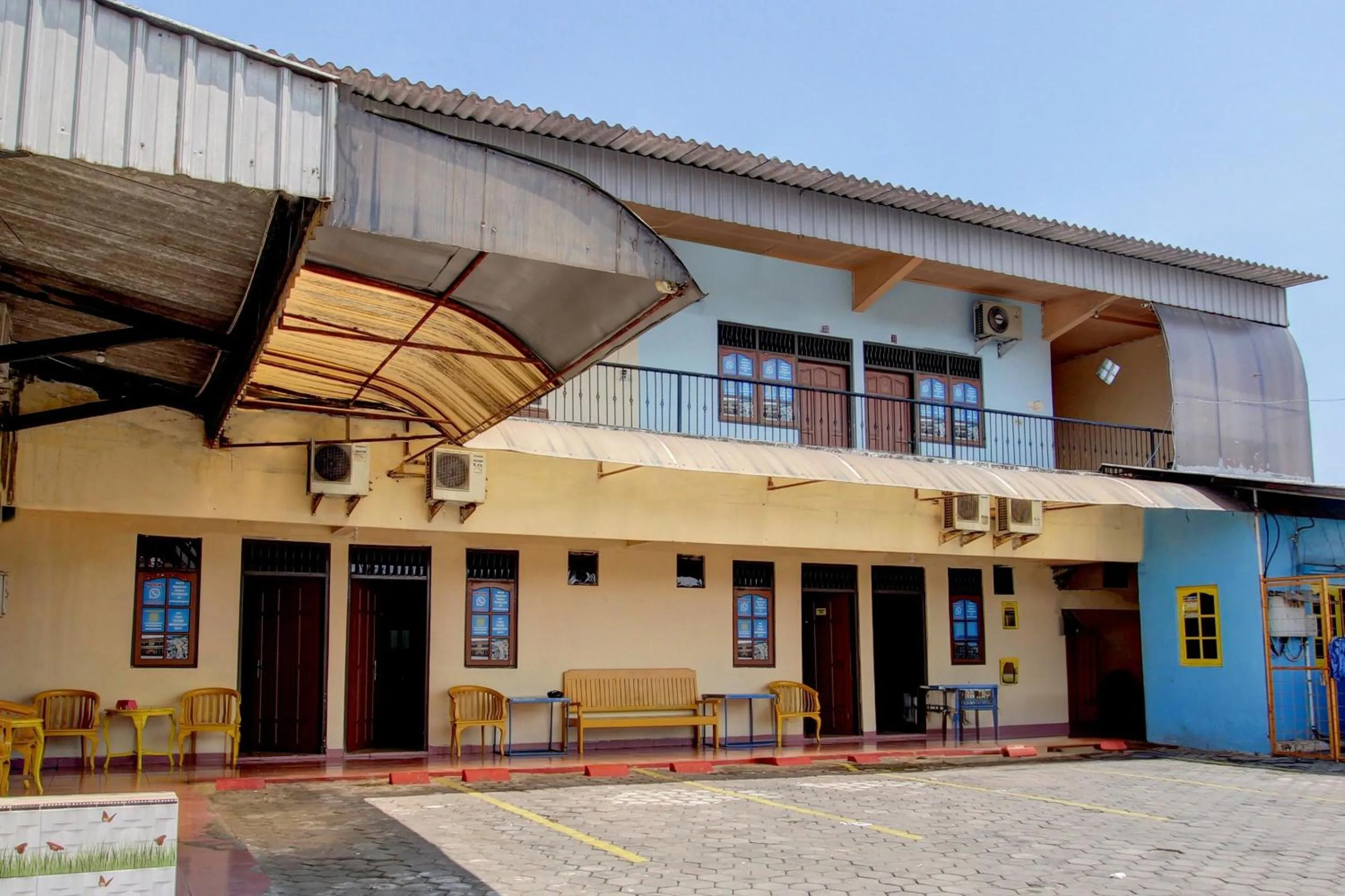 Facade/entrance in Hotel O Wisma Subur Syariah
