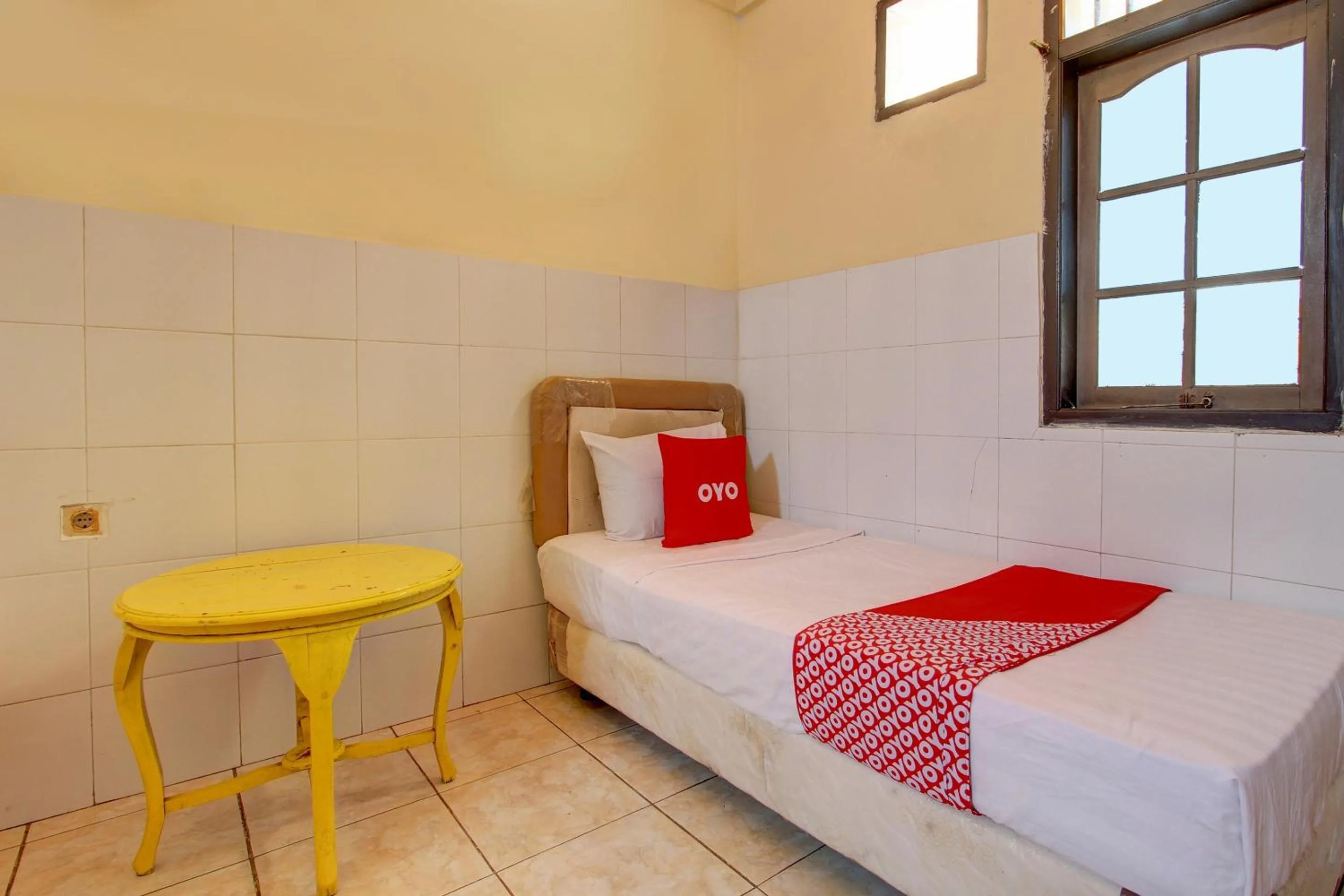 Bedroom, Bed in Hotel O Wisma Subur Syariah