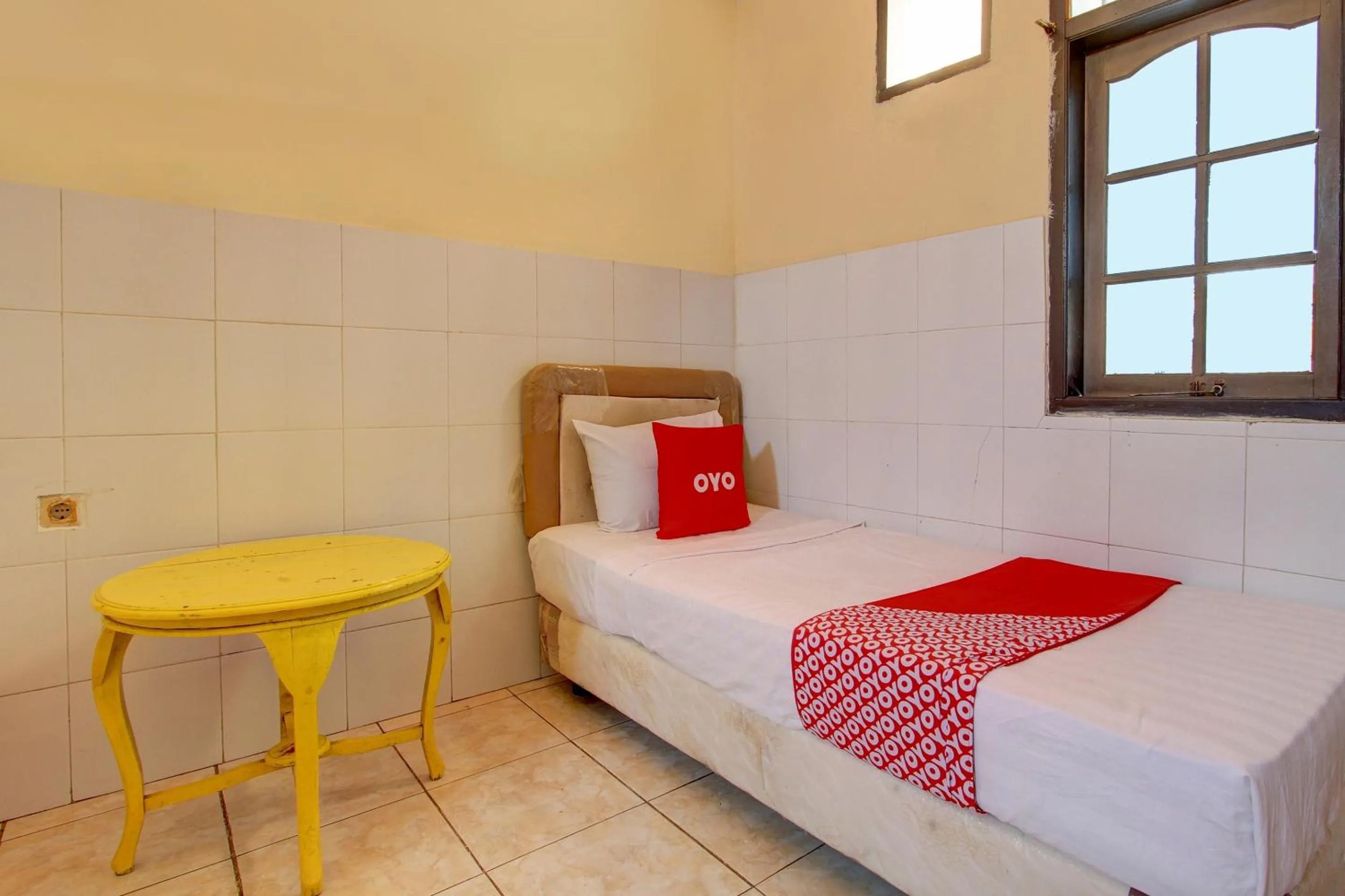 Bedroom, Bed in Hotel O Wisma Subur Syariah