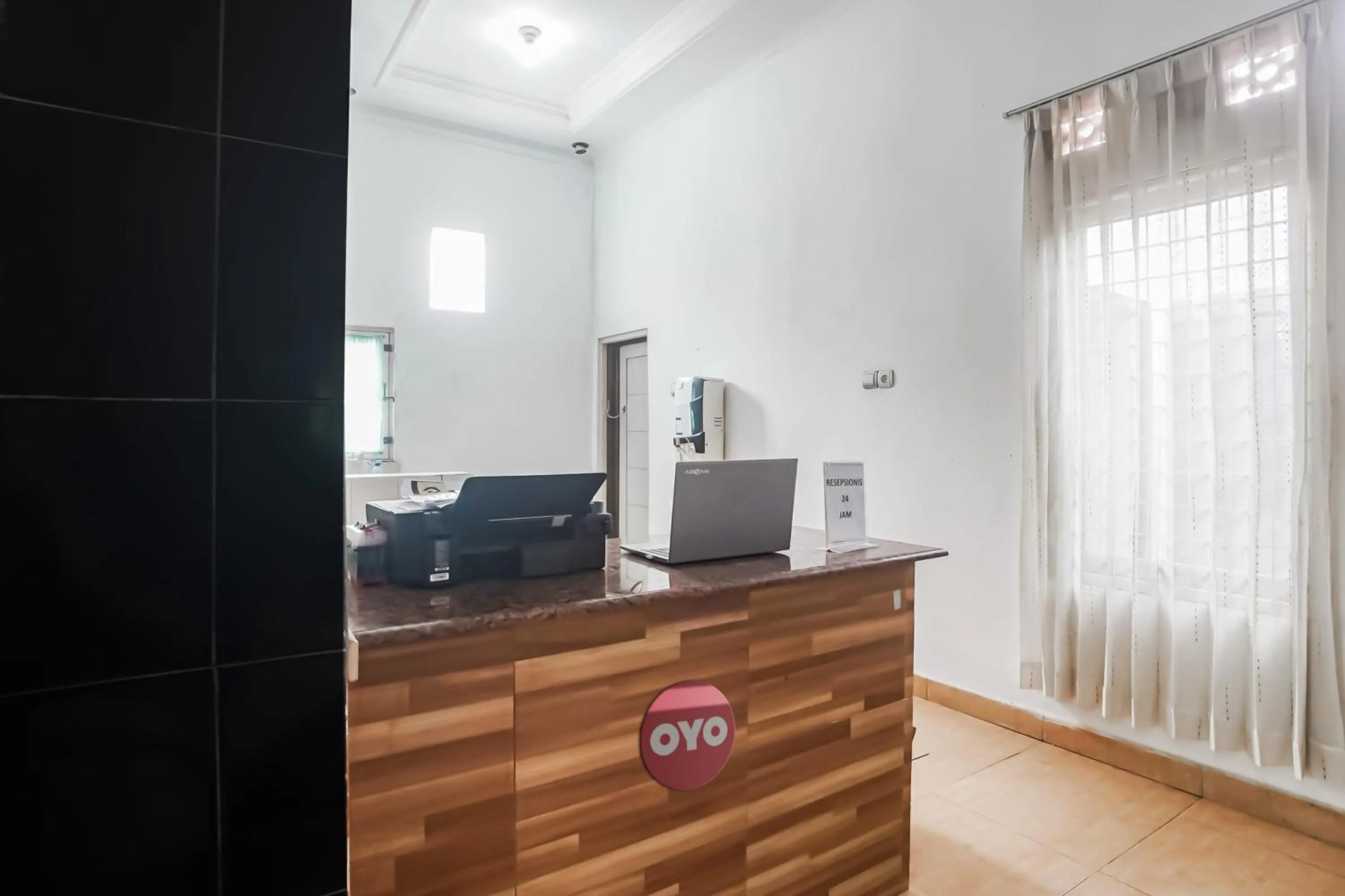 Lobby or reception in Hotel O Pondok Tawing Rumbih