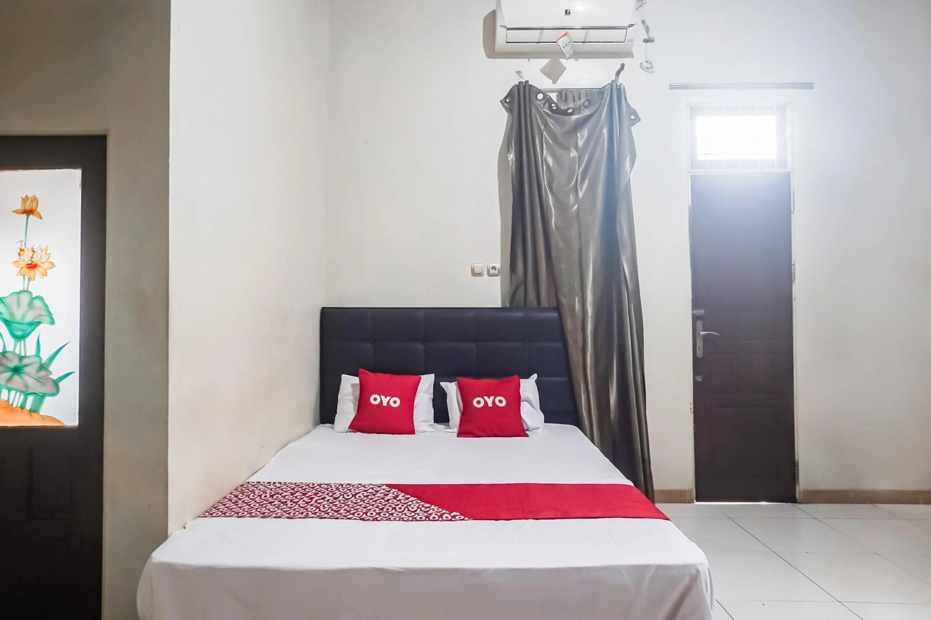 Bedroom, Bed in Hotel O Pondok Tawing Rumbih