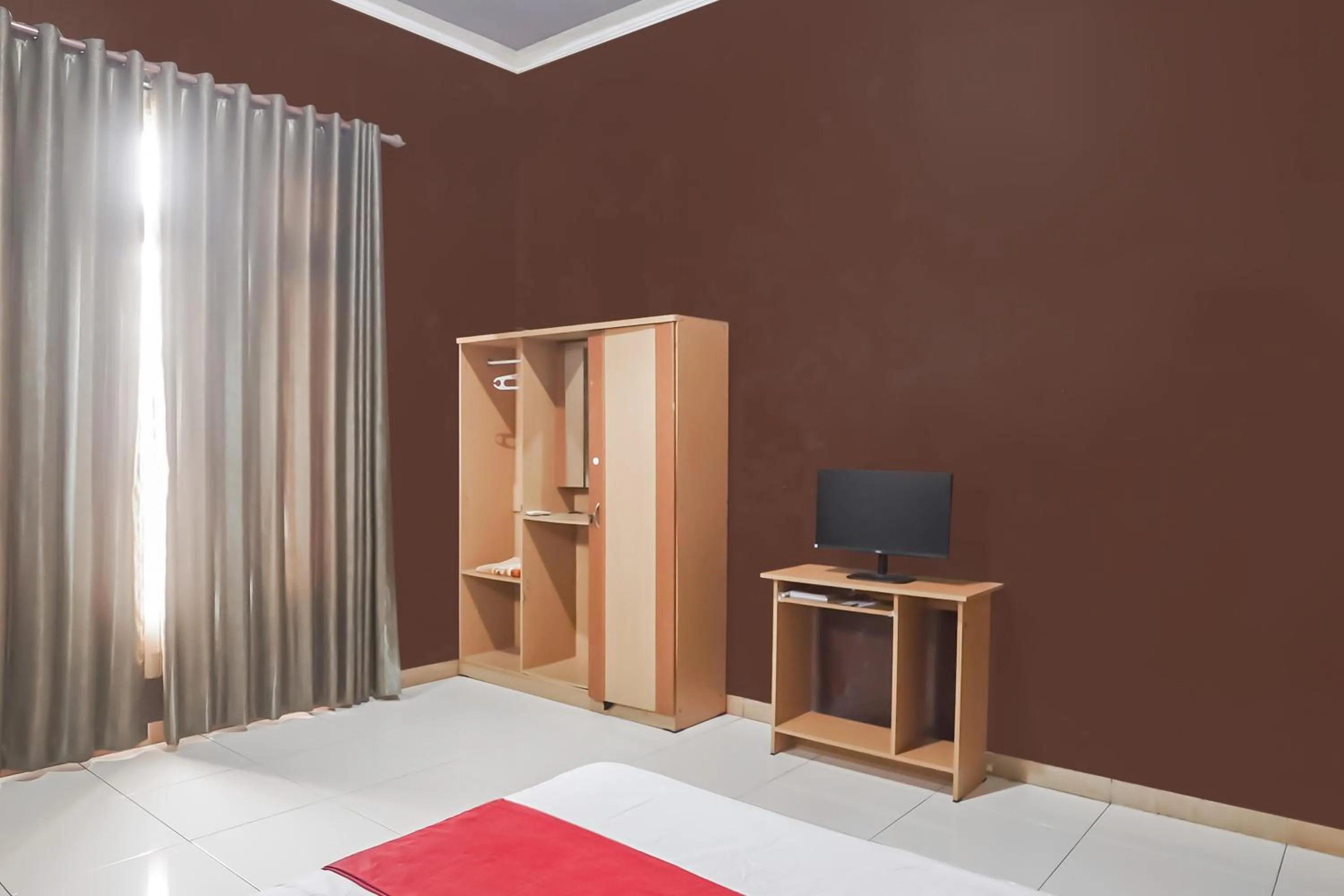 Bedroom in Hotel O Pondok Tawing Rumbih