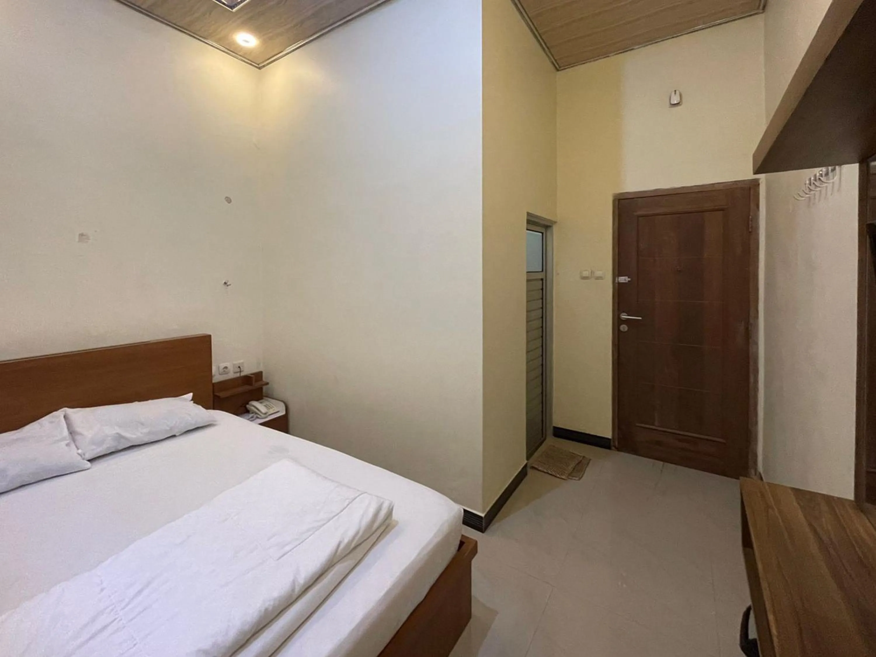 Bedroom, Bed in Senja Dieng Homestay Syariah RedPartner