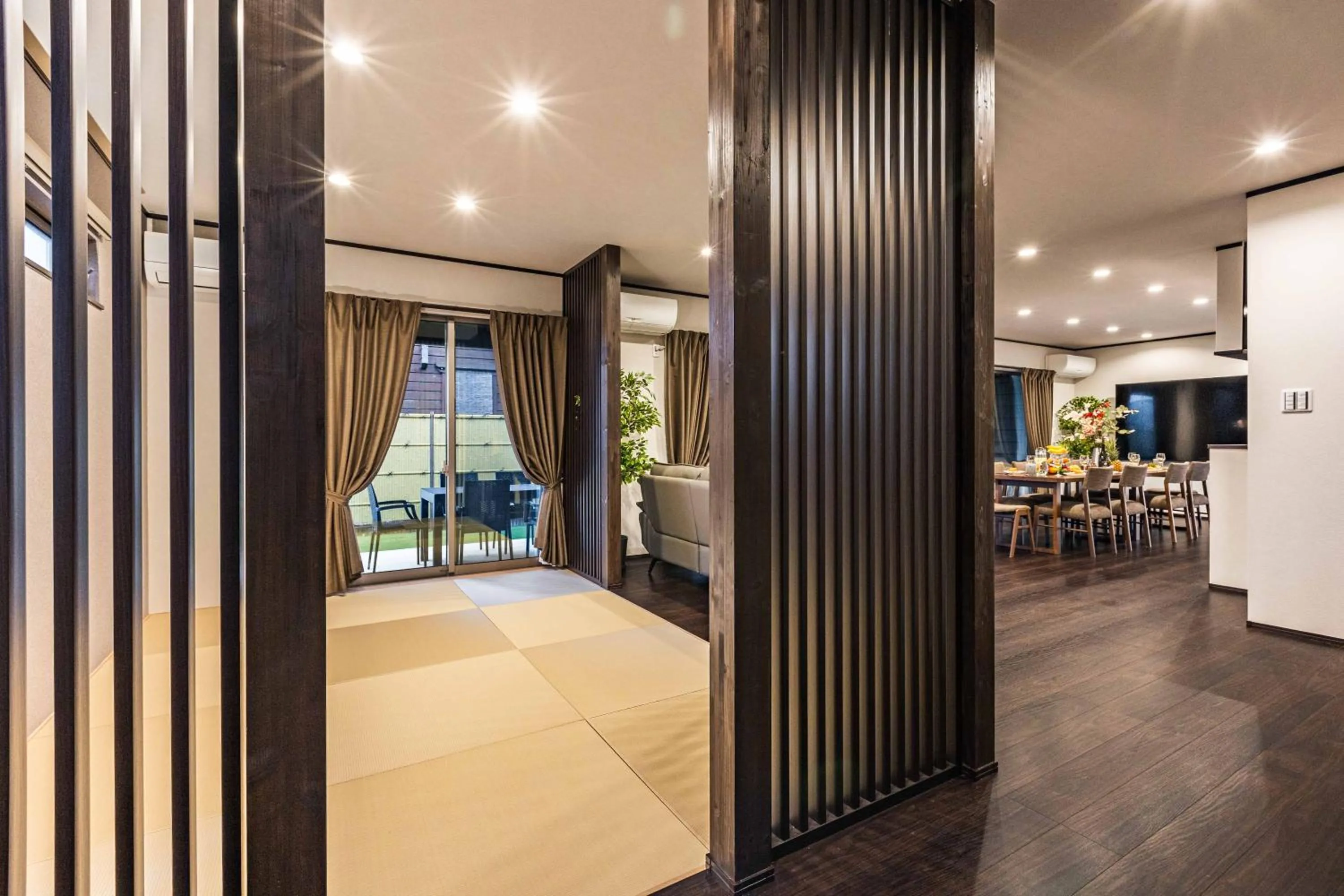 Photo of the whole room in PEACE OF REST TAKASHIMA