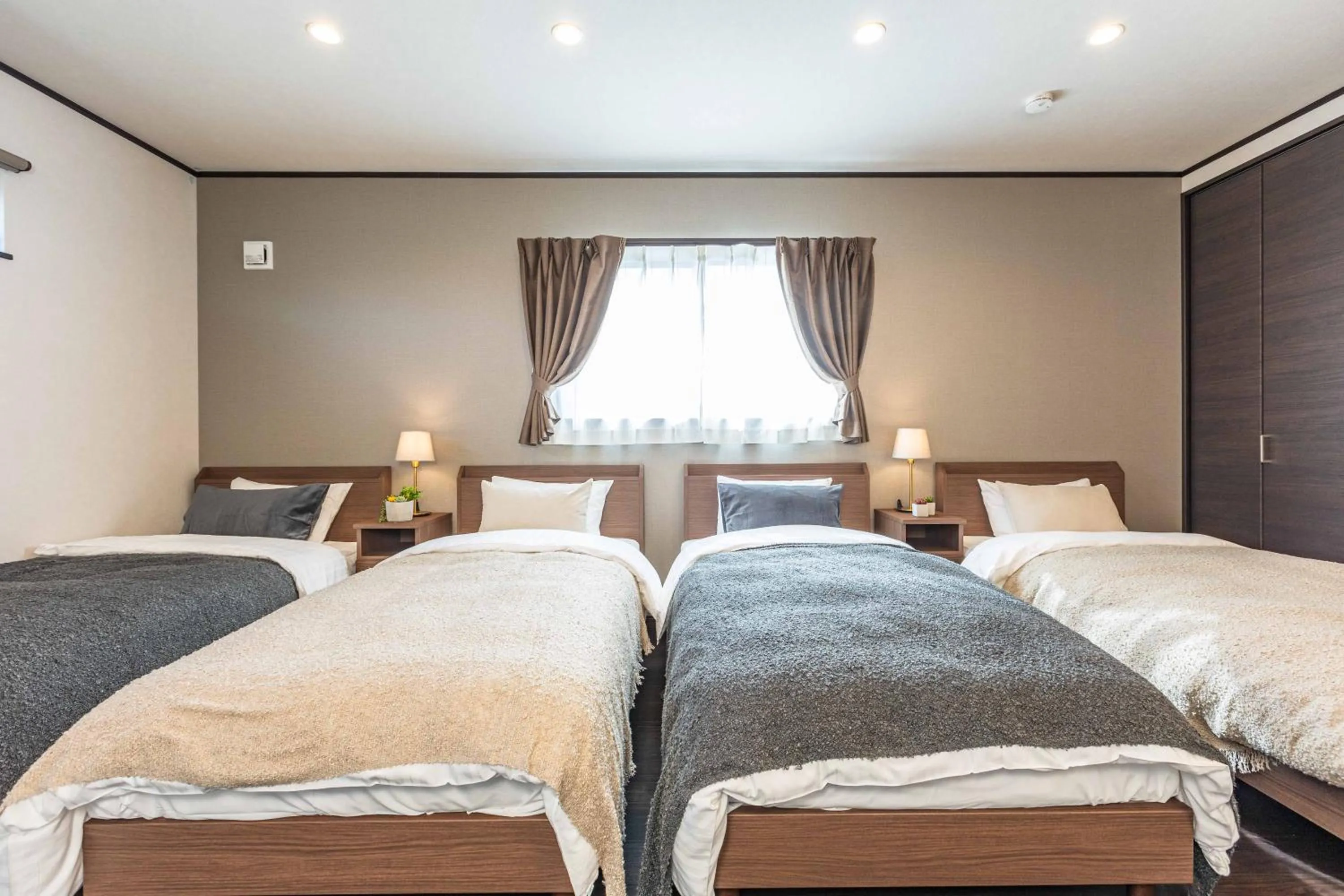 Bed in PEACE OF REST TAKASHIMA