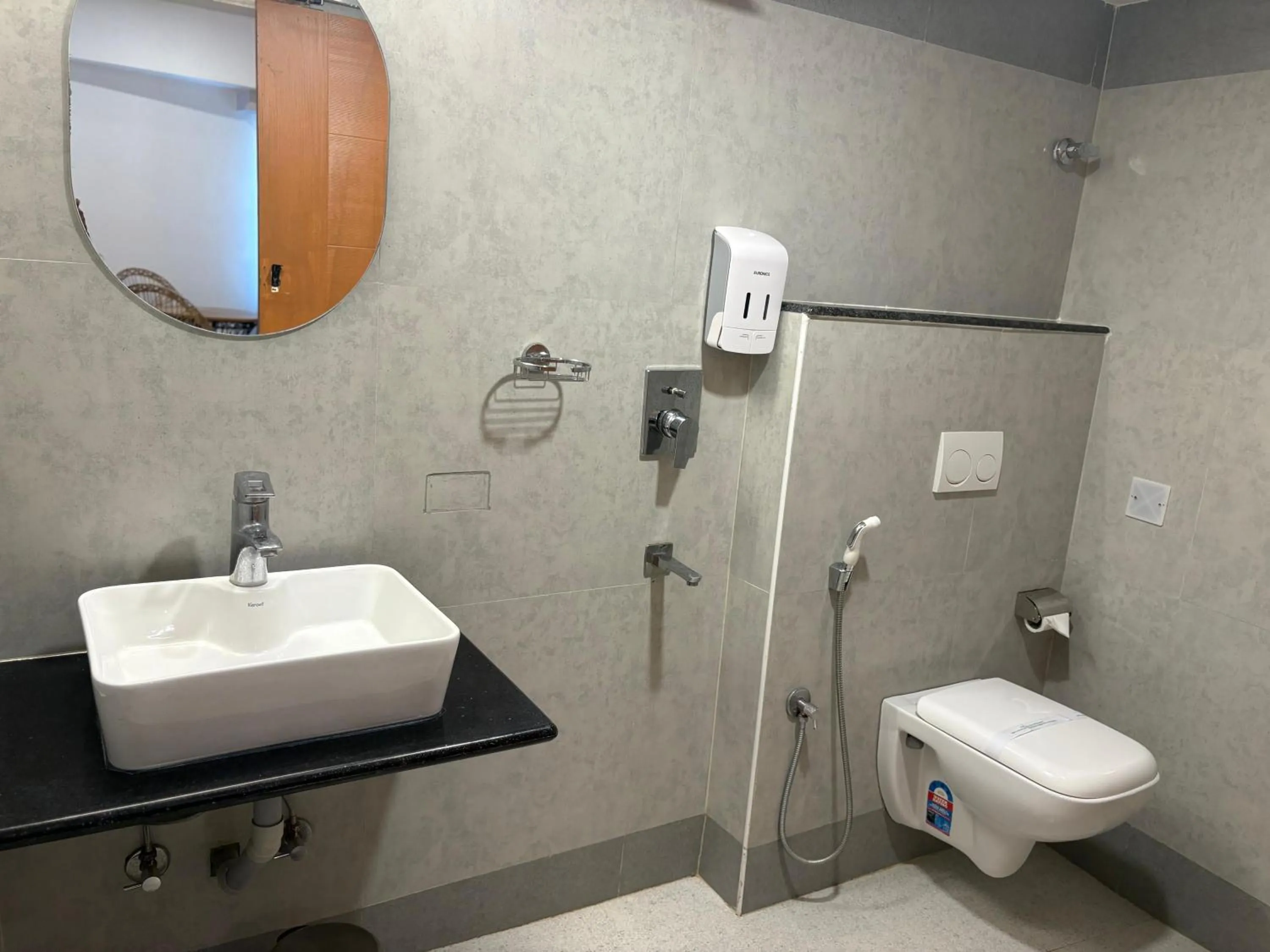 Bathroom in Hotel Mangala Temple View