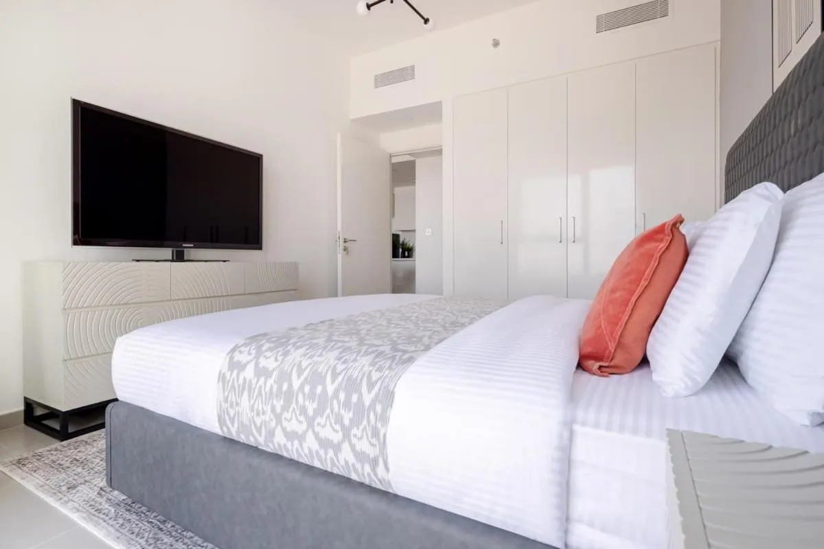 Bed in Frank Porter - Downtown Views II