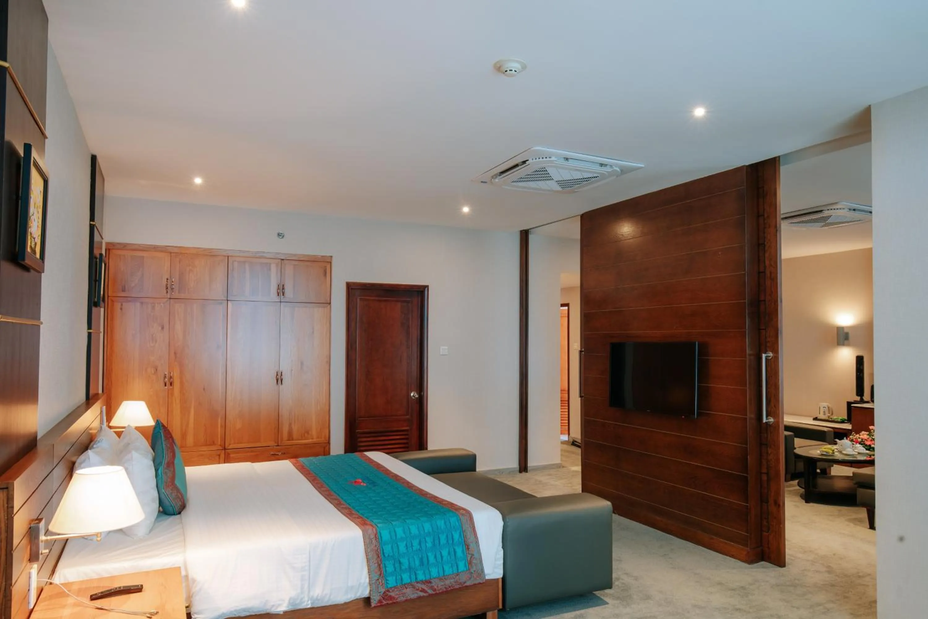 Photo of the whole room in Petro Hotel