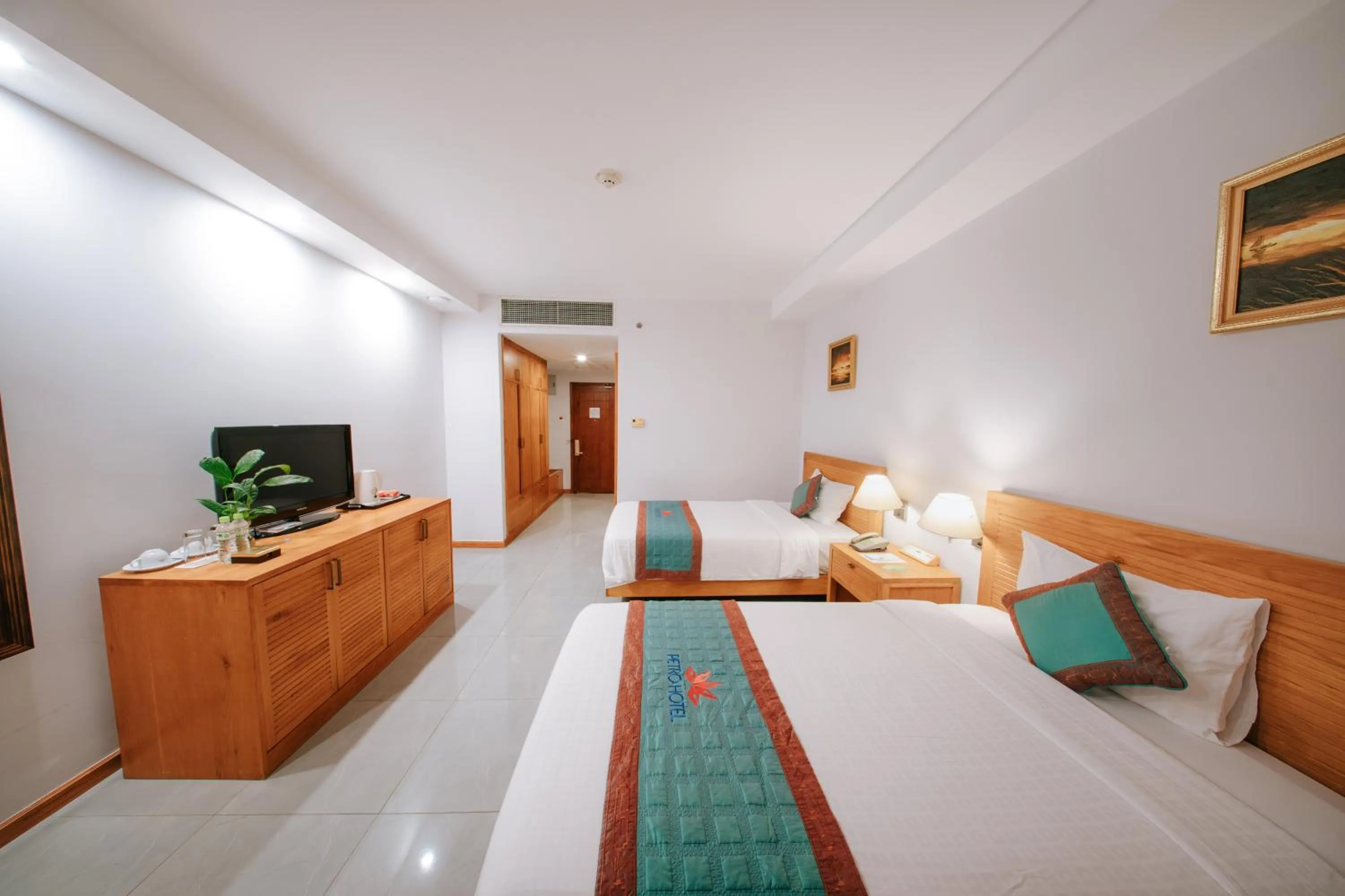 Bedroom in Petro Hotel