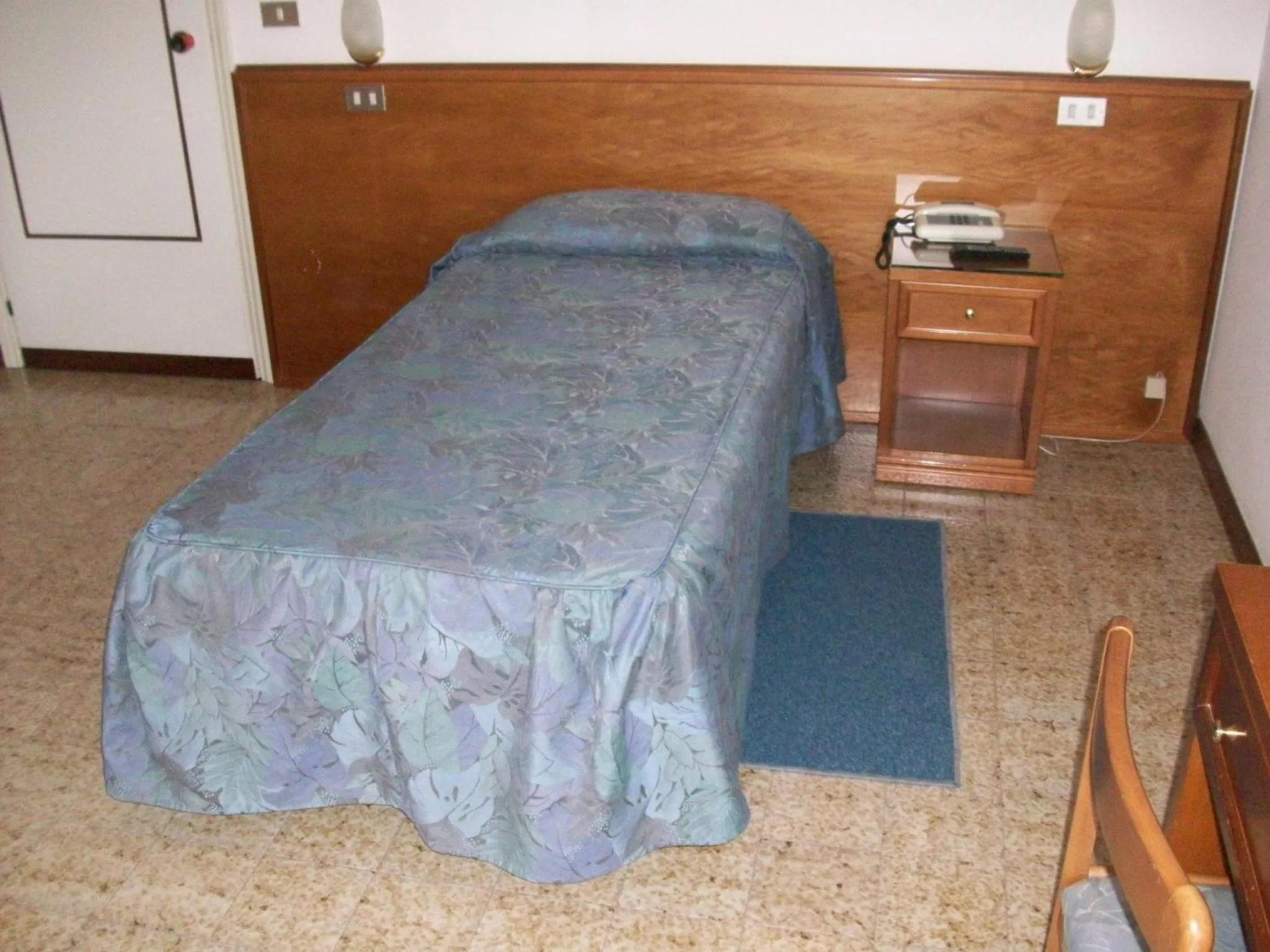 Bed in HOTEL SANTOROTTO di FABIO TERROSI