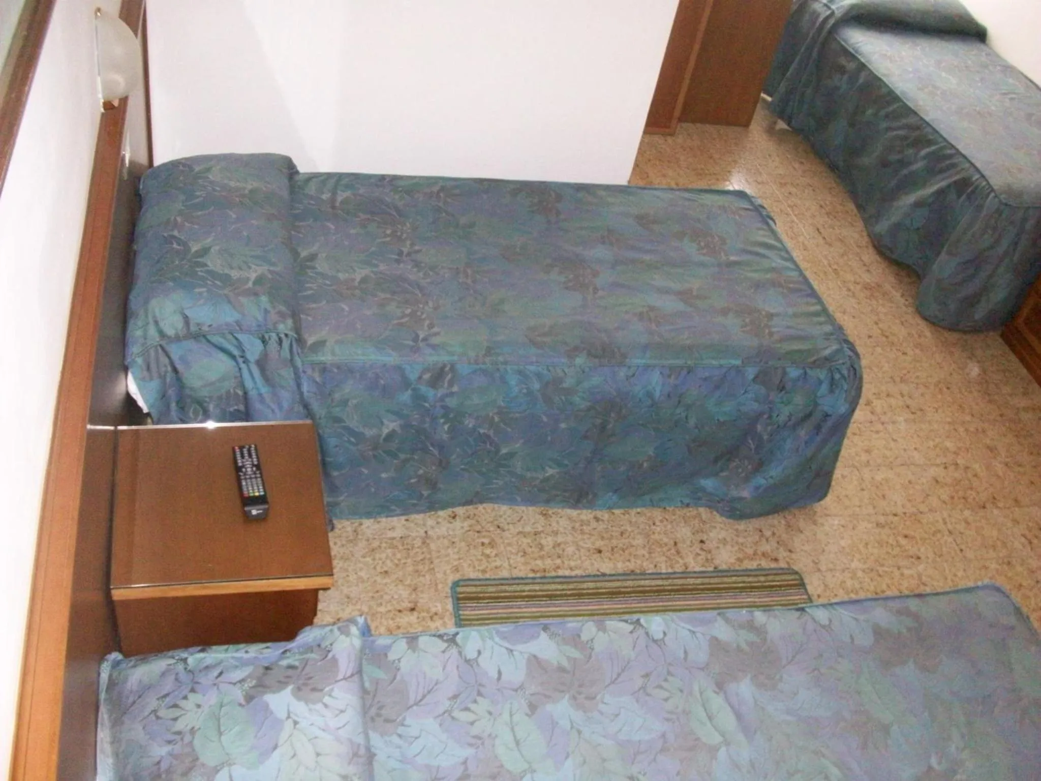 Bed in HOTEL SANTOROTTO di FABIO TERROSI