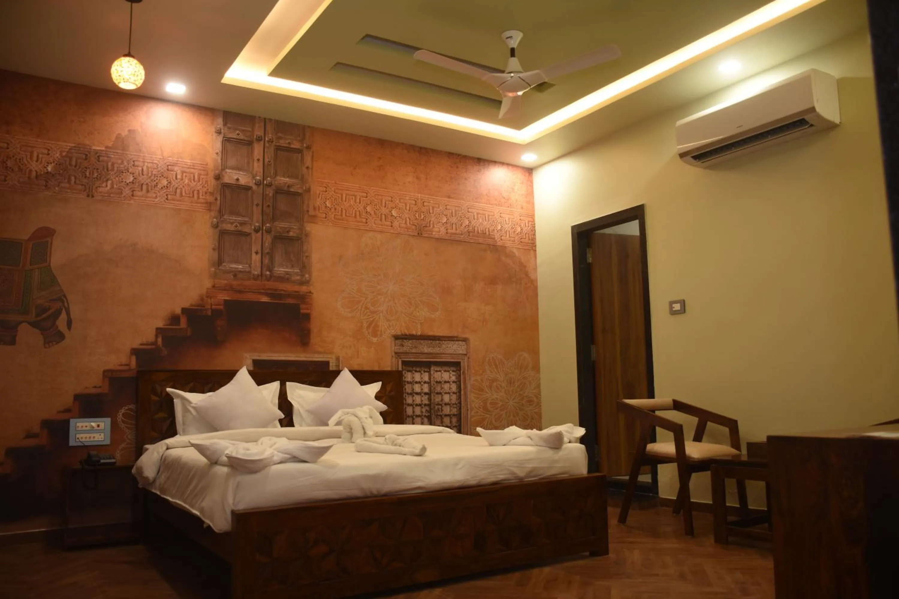Bed in Hotel Pride Of Chittor
