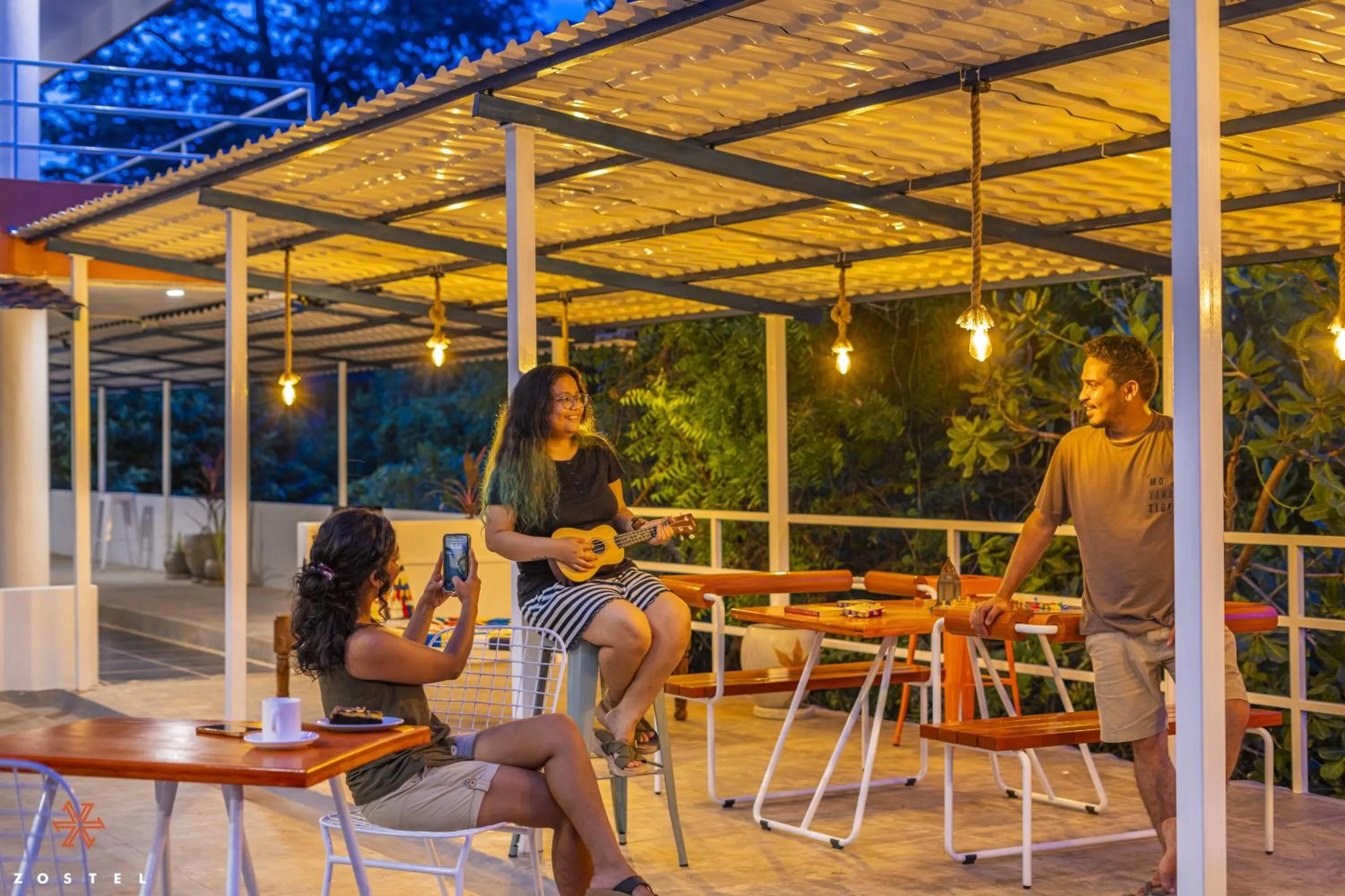 People in Zostel Pondicherry, Auroville Road