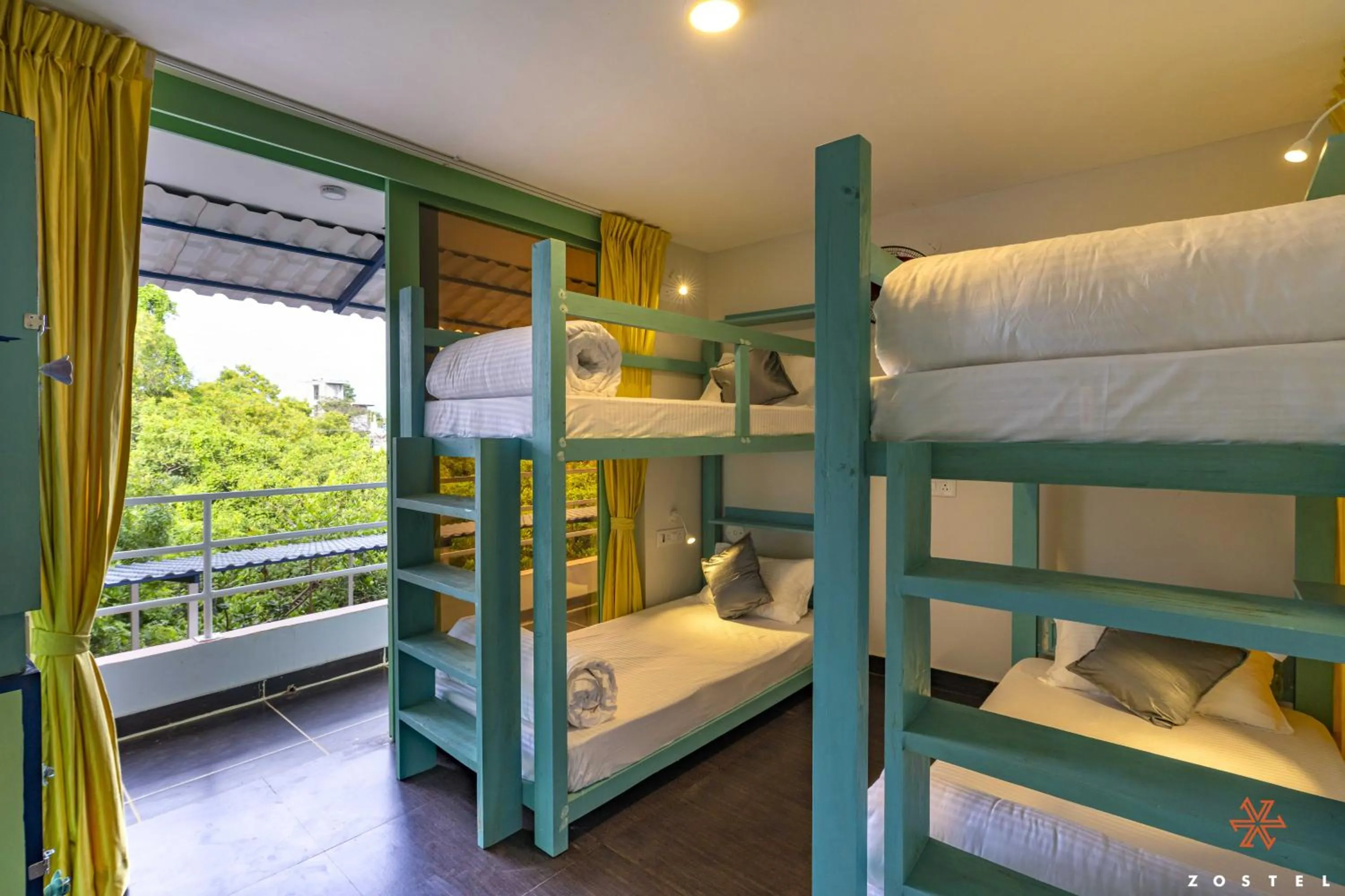 Bed in Zostel Pondicherry, Auroville Road