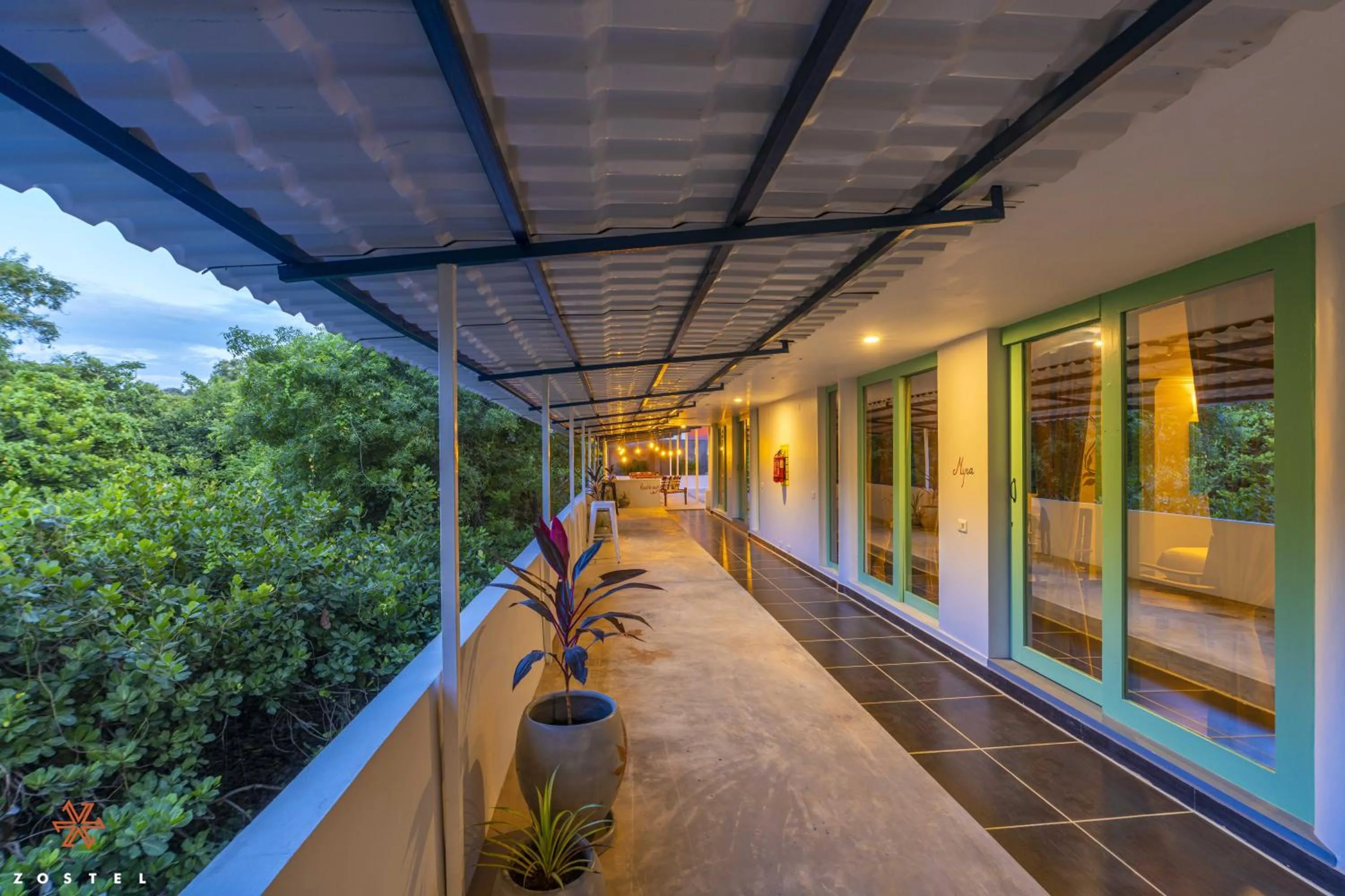 Day in Zostel Pondicherry, Auroville Road