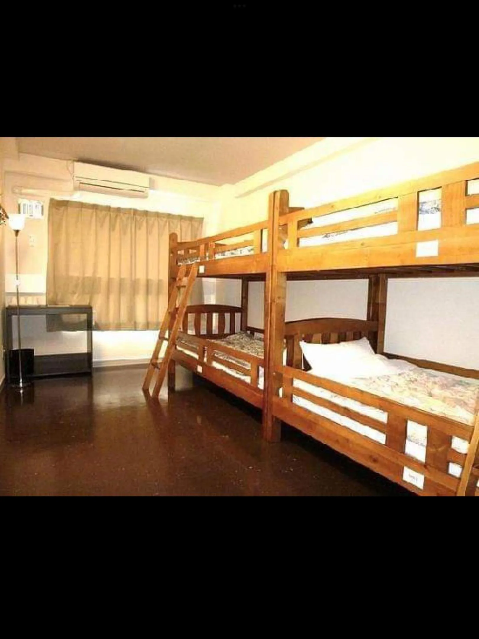 Bed in Fukuoka Share Hotel